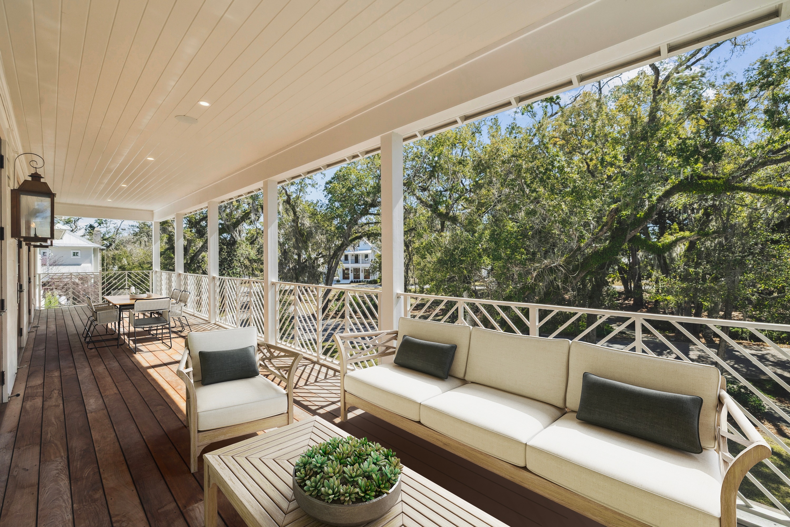  Timeless Coastal Living In Gated Waterfront Community - 物件實景