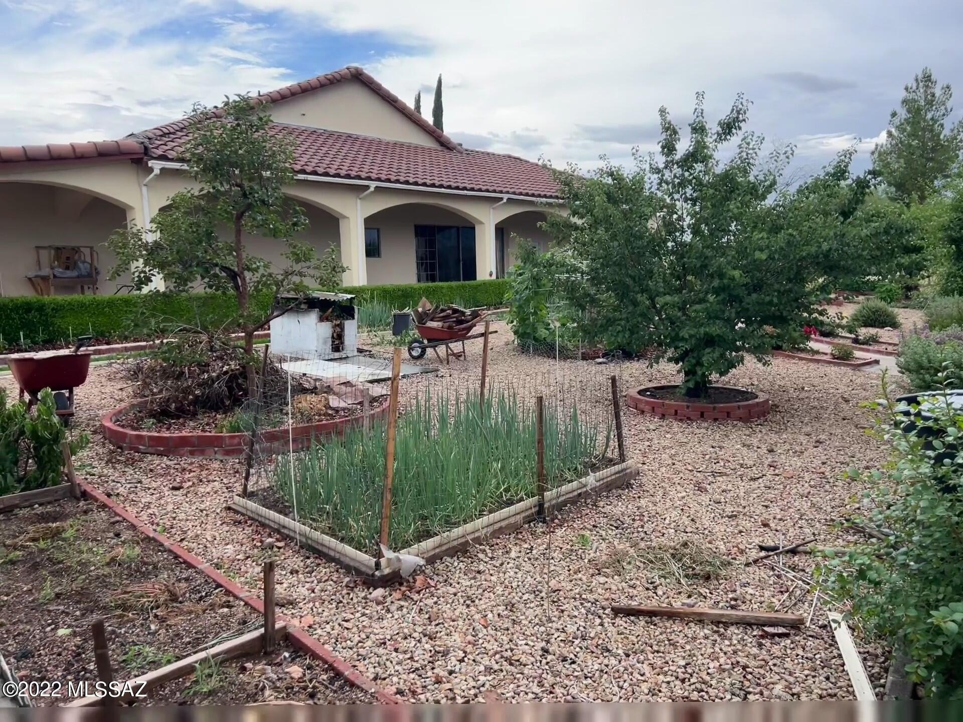 Nogales, Arizona, 85621, United States, 4 Bedrooms Bedrooms, ,4 BathroomsBathrooms,Residential,For Sale,1865061
