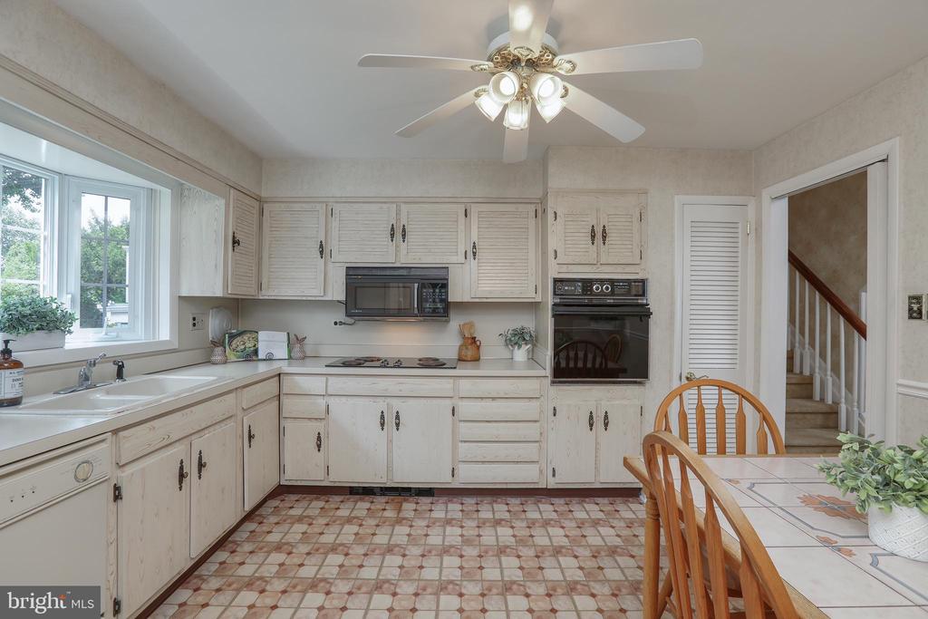 Morrisville, Pennsylvania, 19067, United States, 4 Bedrooms Bedrooms, ,3 BathroomsBathrooms,Residential,For Sale,1907545