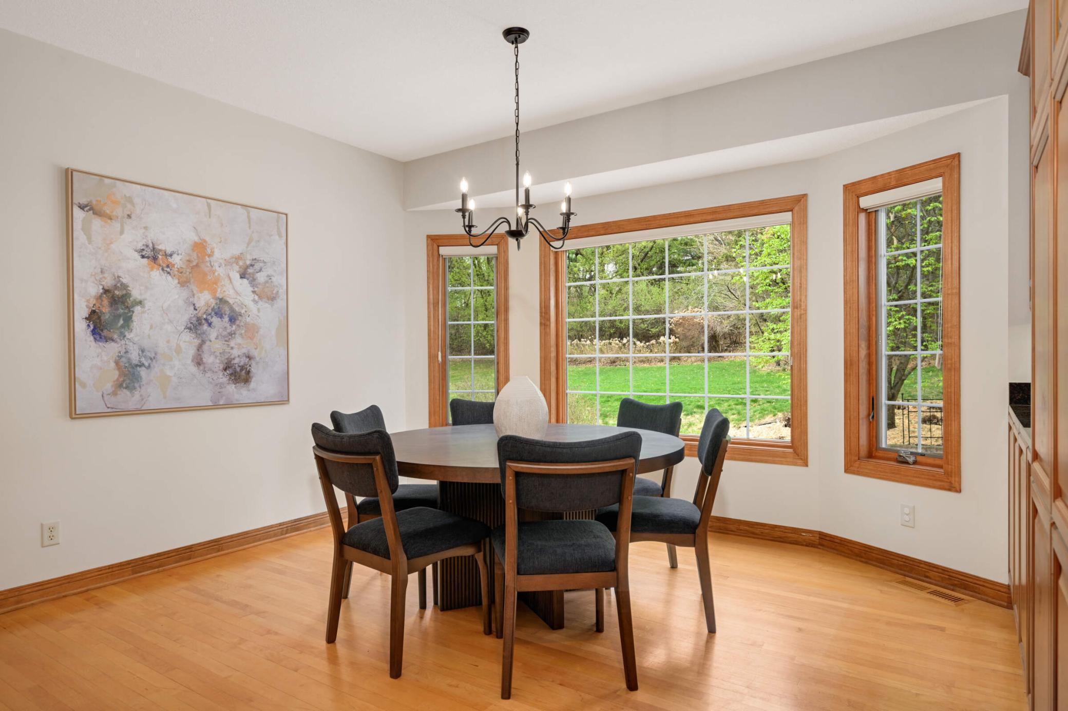 Woodbury, Minnesota, 55129, United States, 5 Bedrooms Bedrooms, ,5 BathroomsBathrooms,Residential,For Sale,1989522