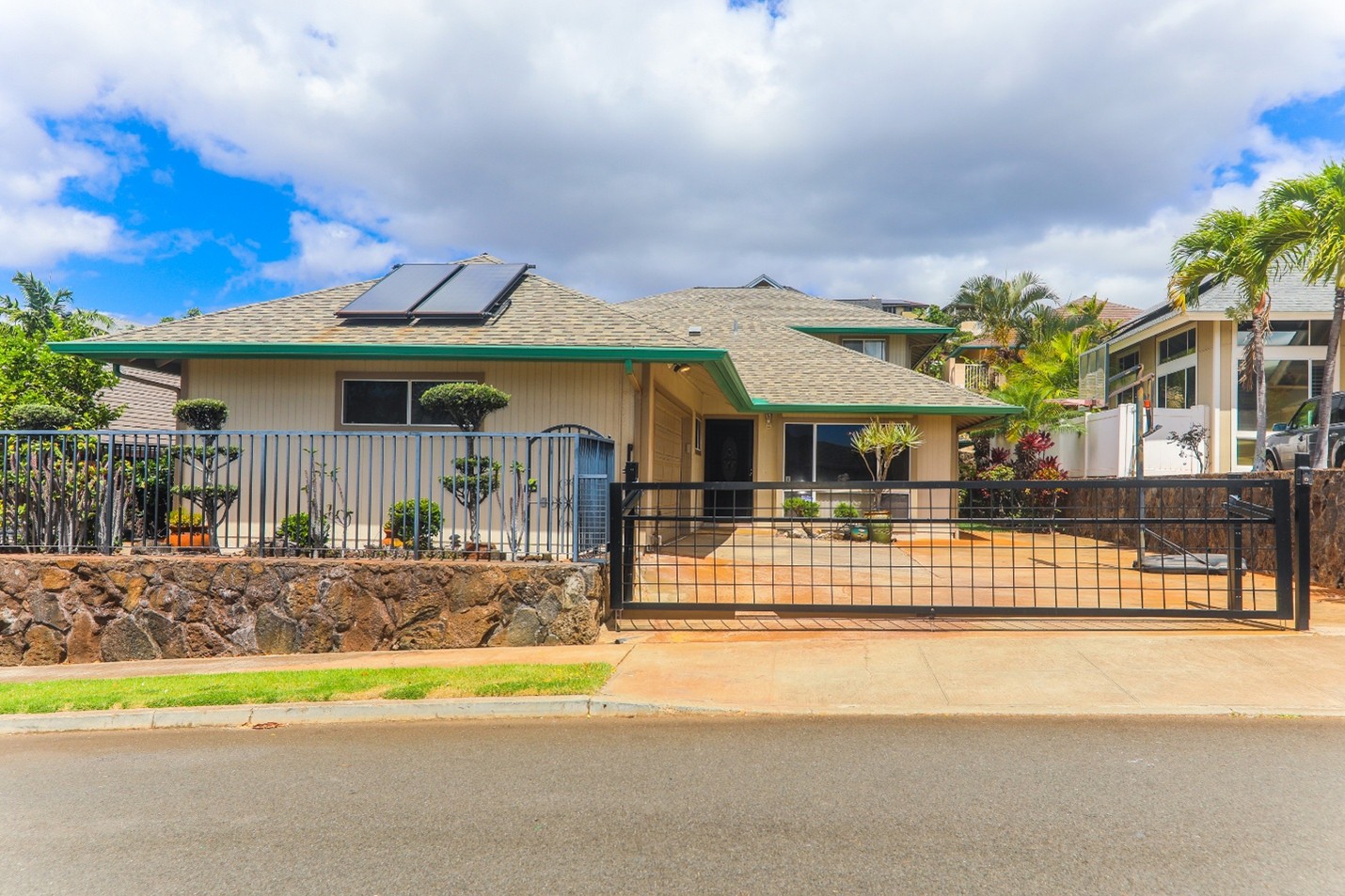 Kapolei, Hawaii, 96707, United States, 4 Bedrooms Bedrooms, ,4 BathroomsBathrooms,Residential,For Sale,1978754