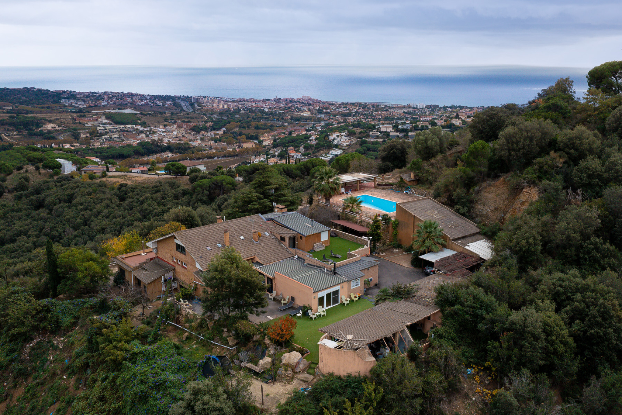  An oasis of privacy with spectacular 360º sea and mountain views in Alella - 物件實景