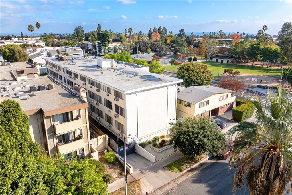 Pasadena, California, 91106, United States, ,Residential,For Sale,1911208