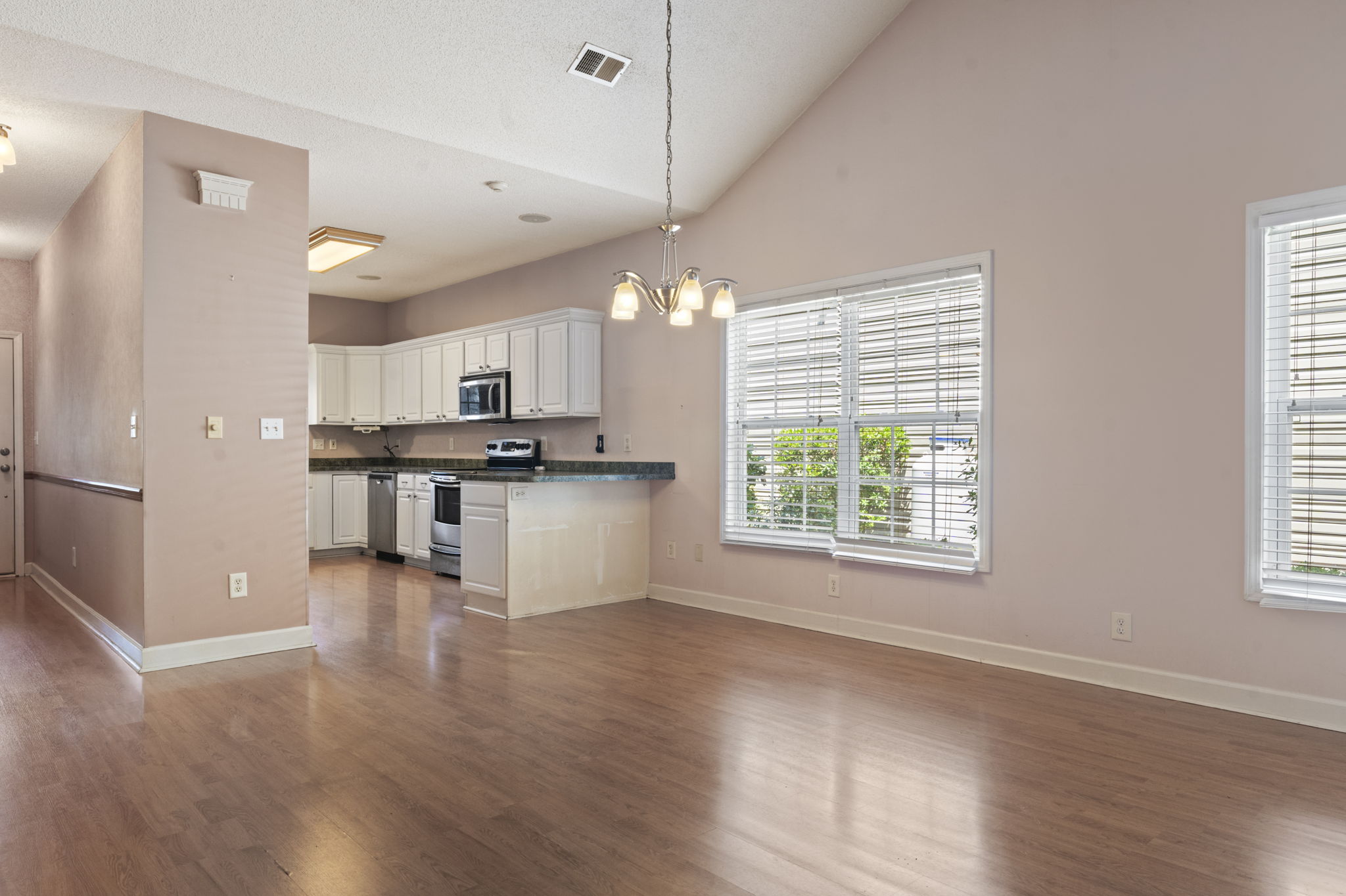 North Myrtle Beach, South Carolina, 29582, United States, 3 Bedrooms Bedrooms, ,2 BathroomsBathrooms,Residential,For Sale,1928700