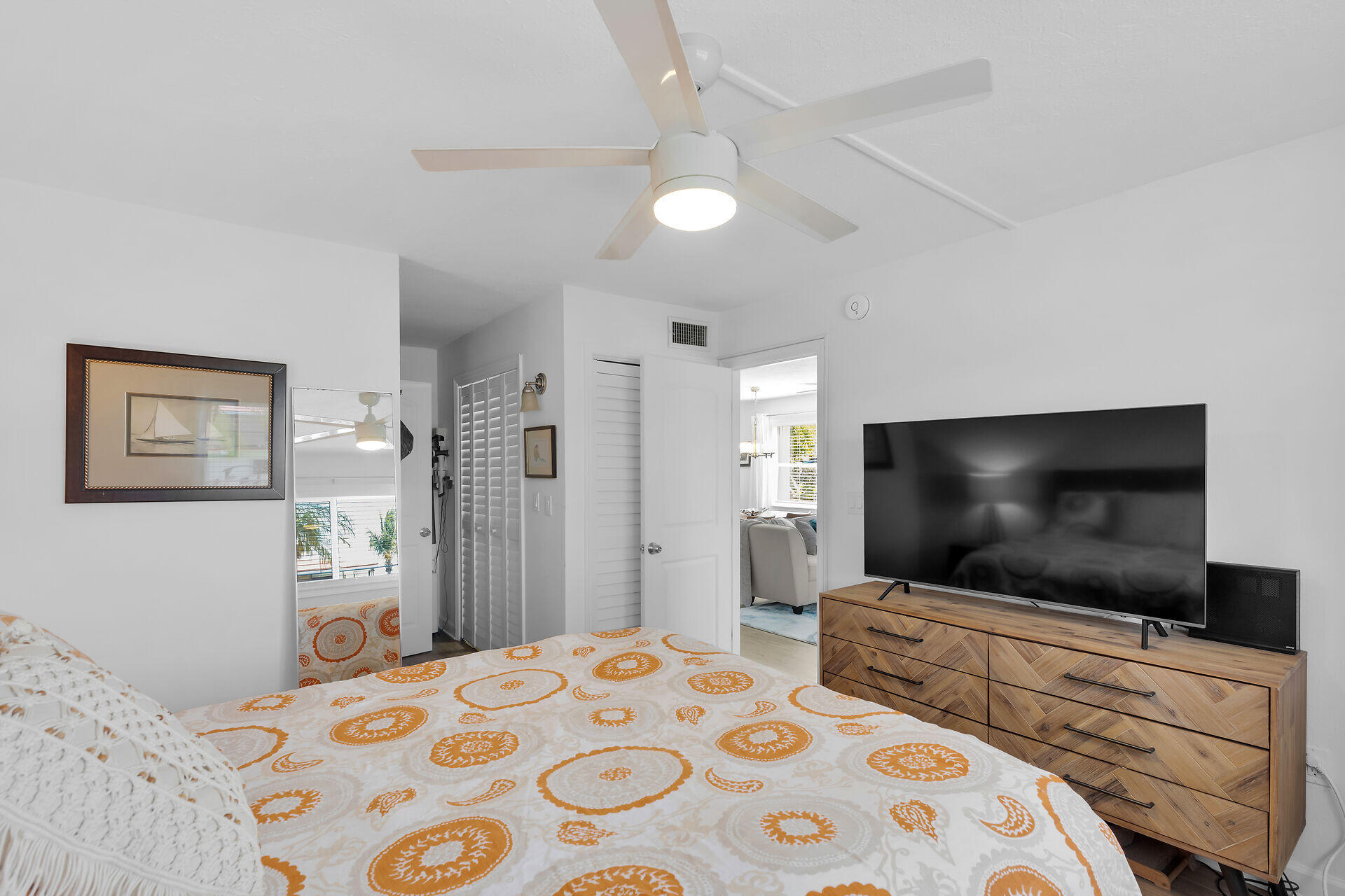 MARATHON, Florida, 33050, United States, 2 Bedrooms Bedrooms, ,2 BathroomsBathrooms,Residential,For Sale,1991254