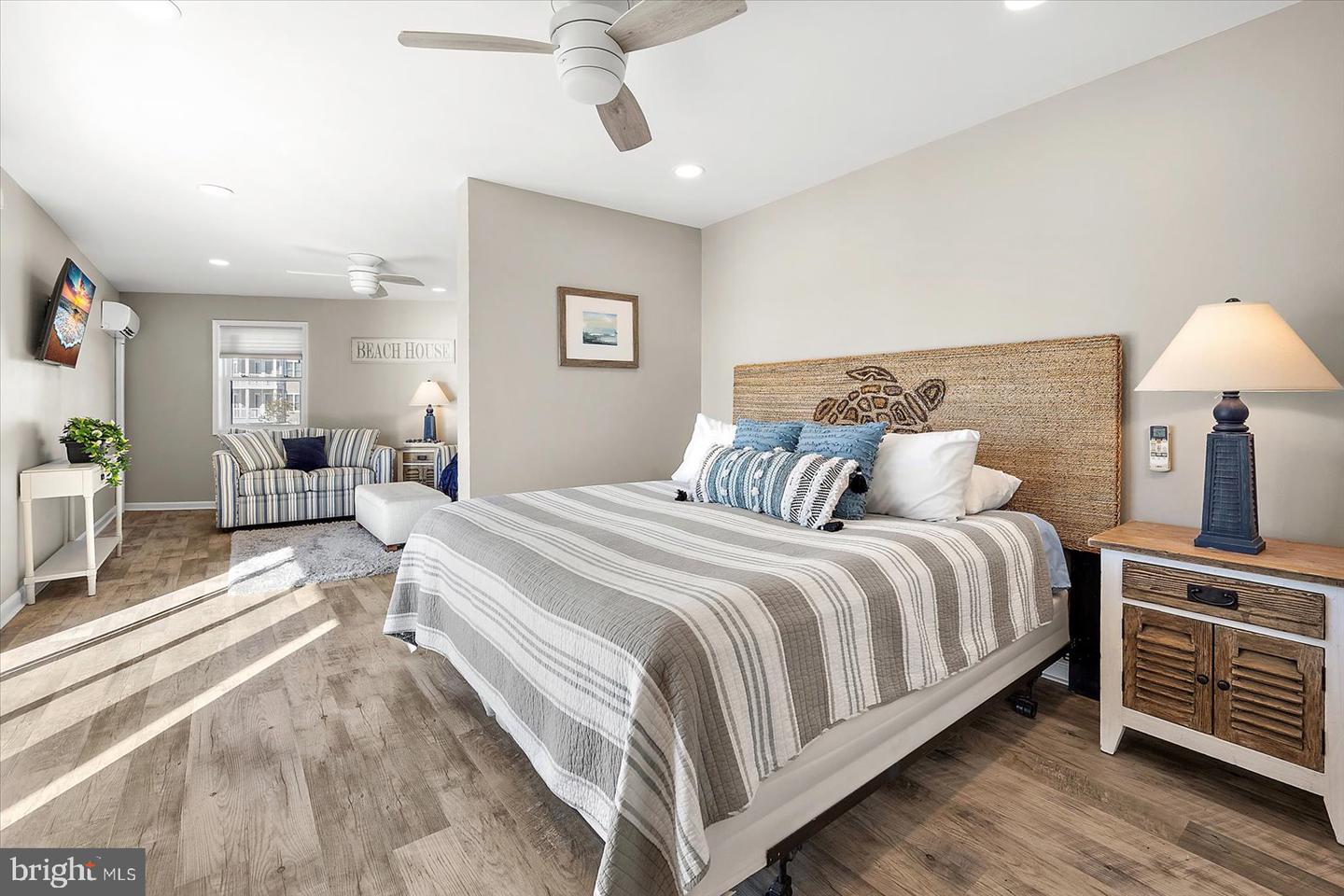 Ocean City, Maryland, 21842, United States, 3 Bedrooms Bedrooms, ,4 BathroomsBathrooms,Residential,For Sale,1986506