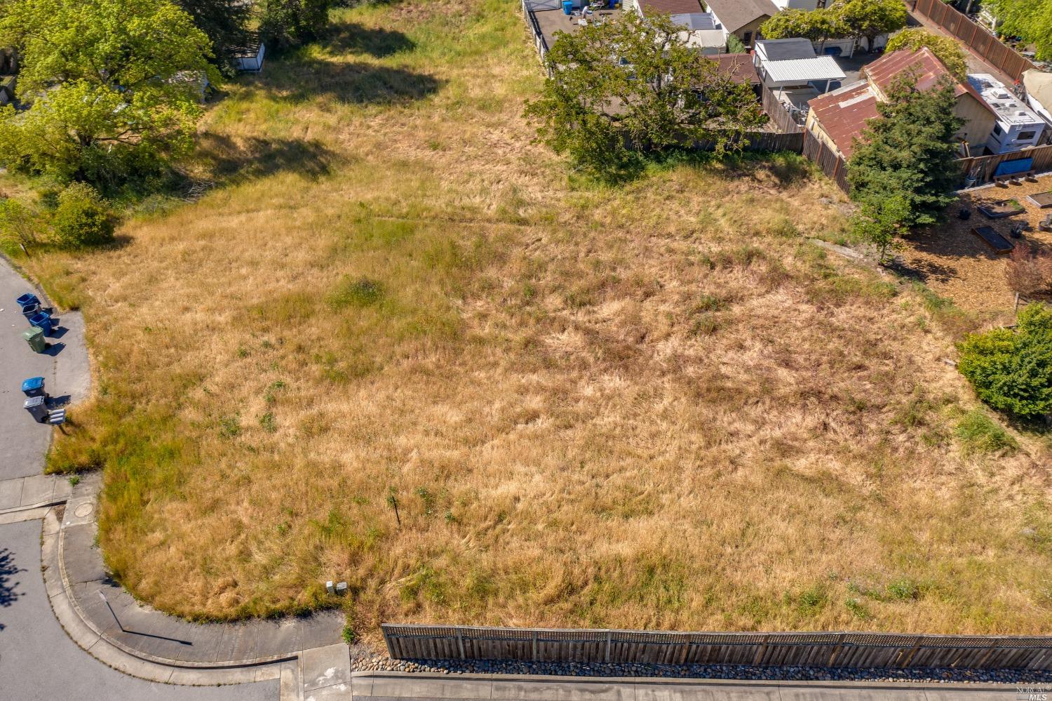 Petaluma, California, 94952, United States, ,Land,For Sale,1939851
