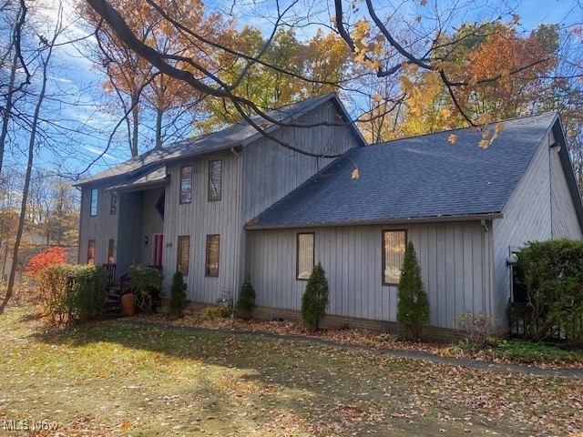 Aurora, Ohio, 44202, United States, 4 Bedrooms Bedrooms, ,3 BathroomsBathrooms,Residential,For Sale,1988003