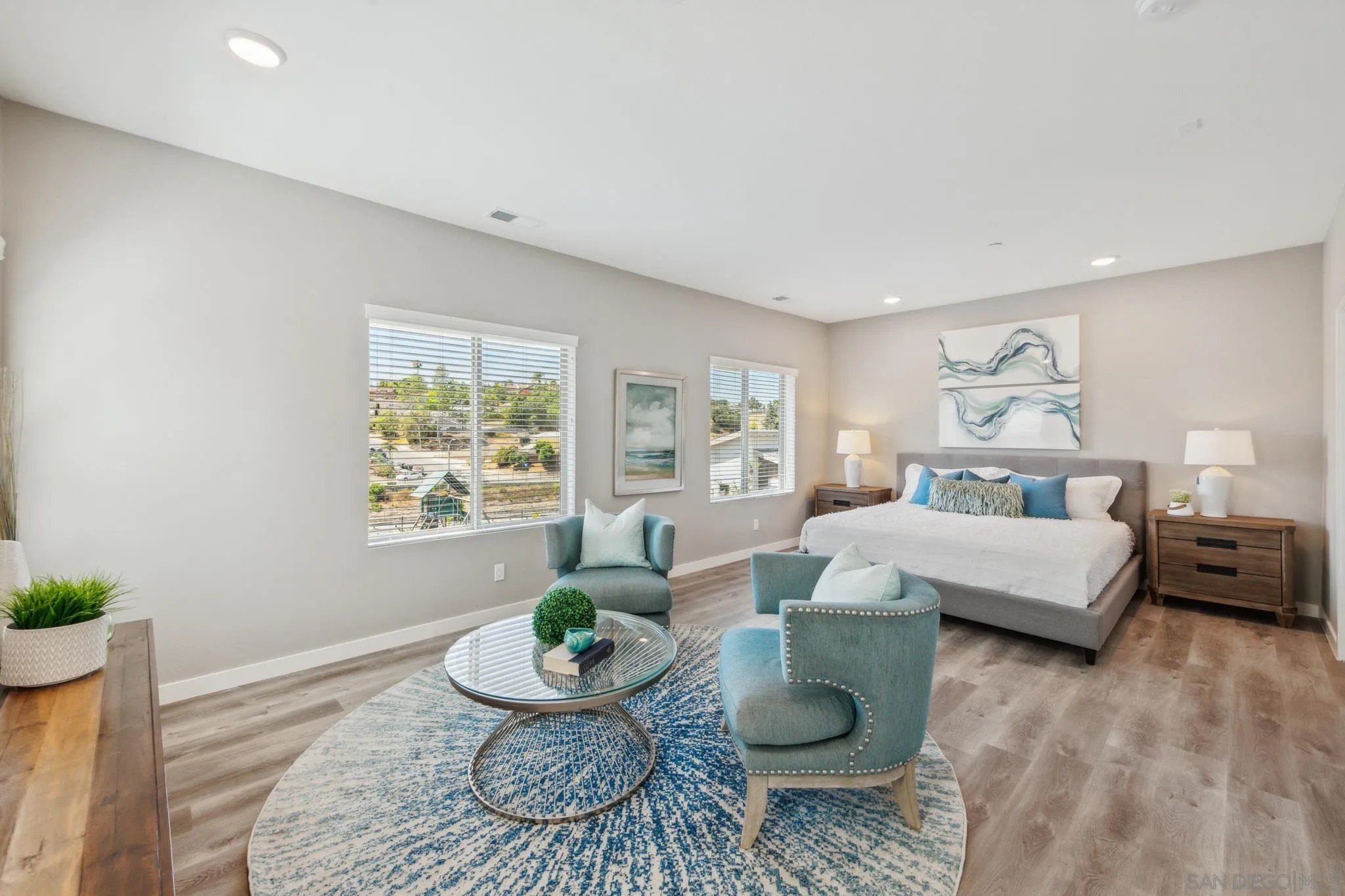 Vista, California, 92084, United States, 90 Bedrooms Bedrooms, ,112 BathroomsBathrooms,Residential,For Sale,1902308