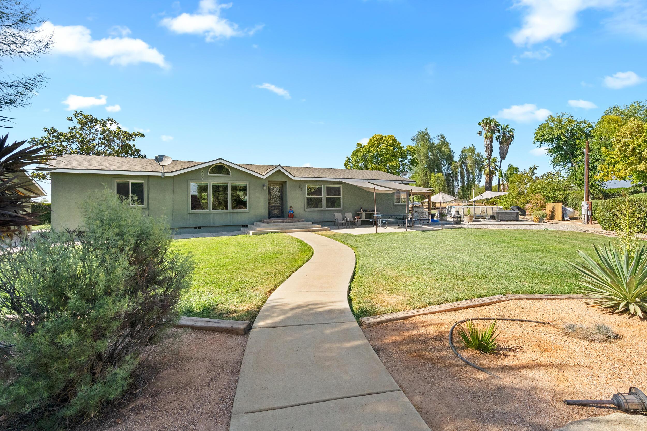 Terra Bella, California, 93270, United States, 3 Bedrooms Bedrooms, ,2 BathroomsBathrooms,Residential,For Sale,1981595