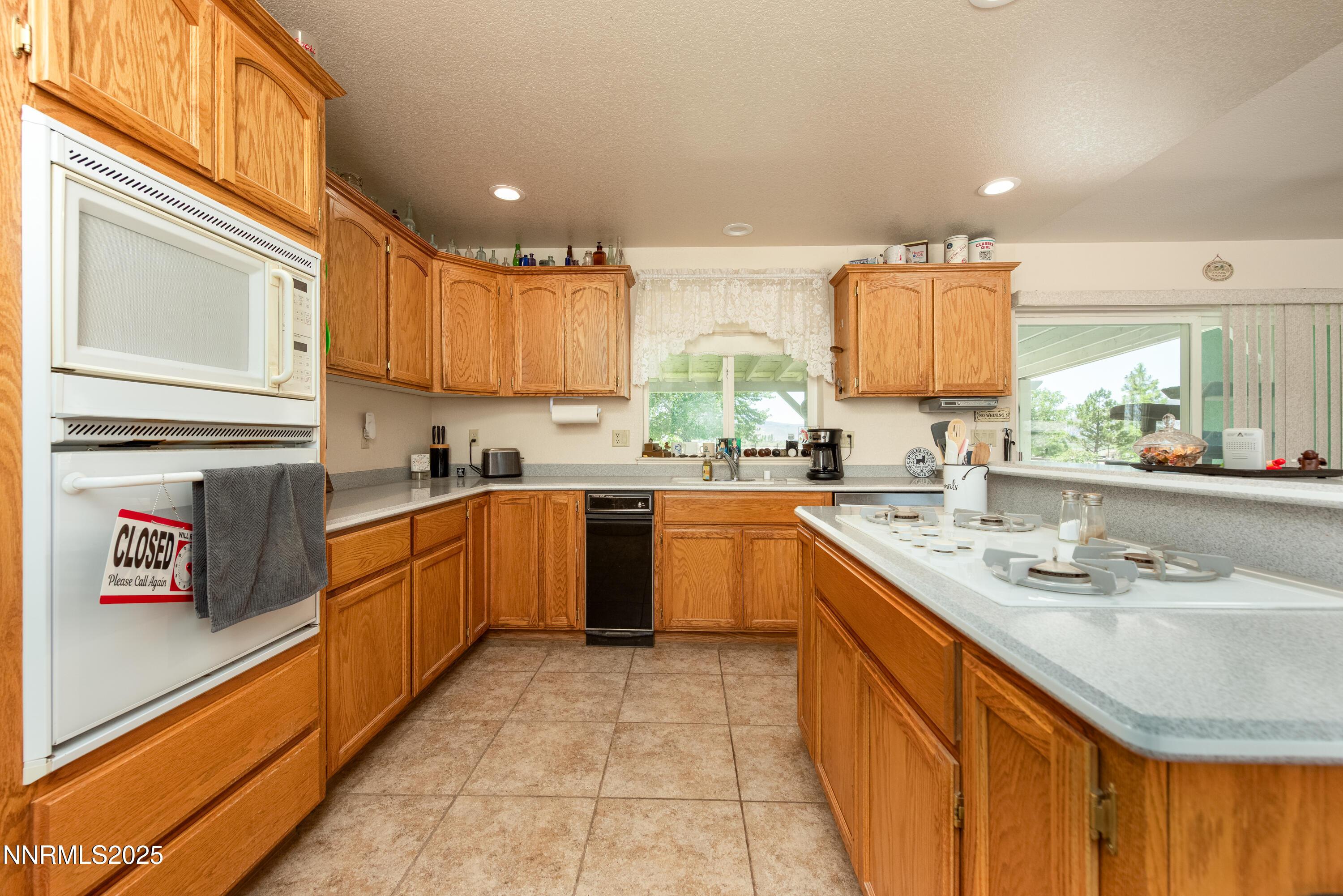 Smith Valley, Nevada, 89444, United States, 3 Bedrooms Bedrooms, ,2 BathroomsBathrooms,Residential,For Sale,1856881