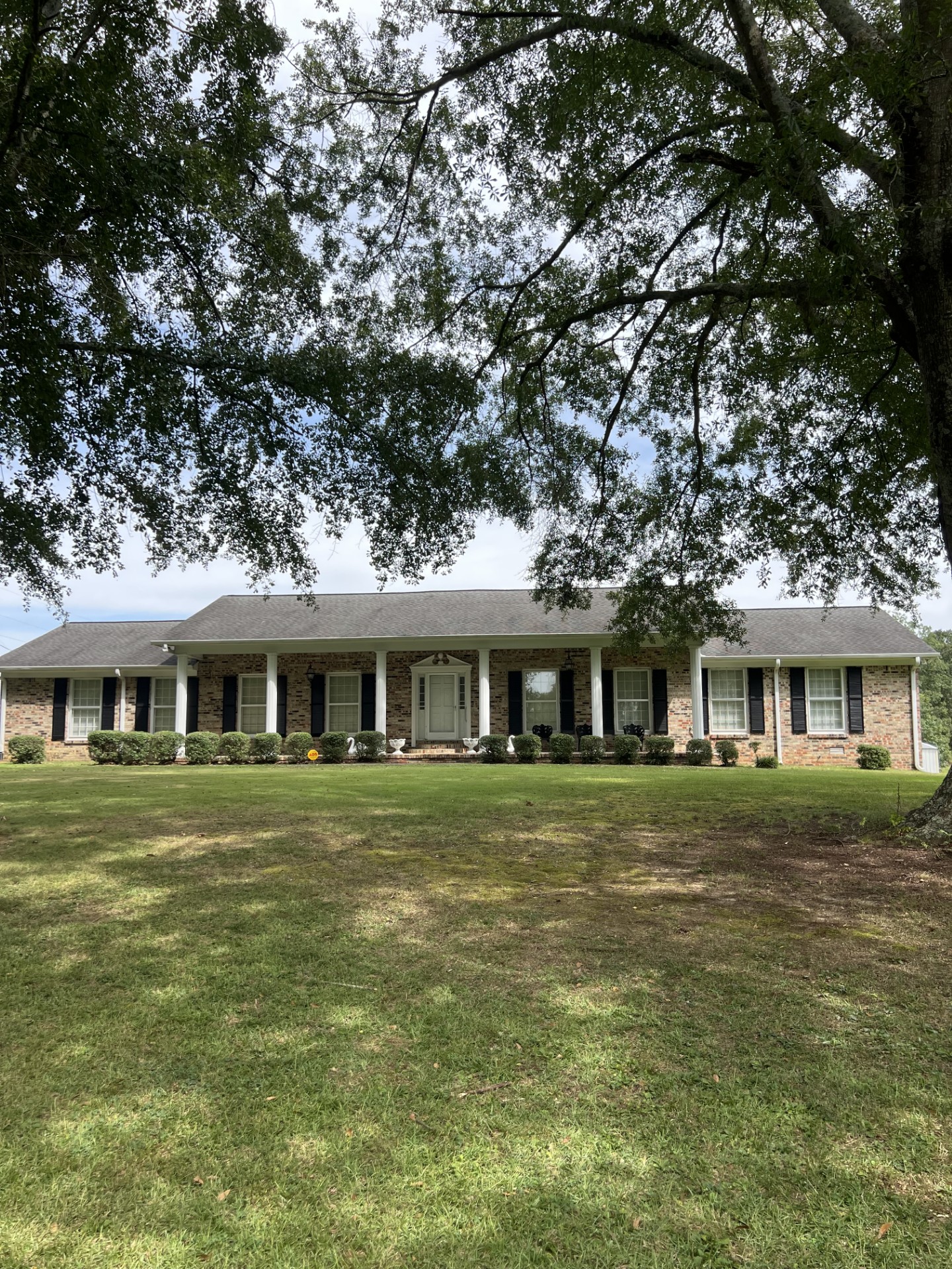 Moulton, Alabama, 35650, United States, 3 Bedrooms Bedrooms, ,2 BathroomsBathrooms,Residential,For Sale,1981747