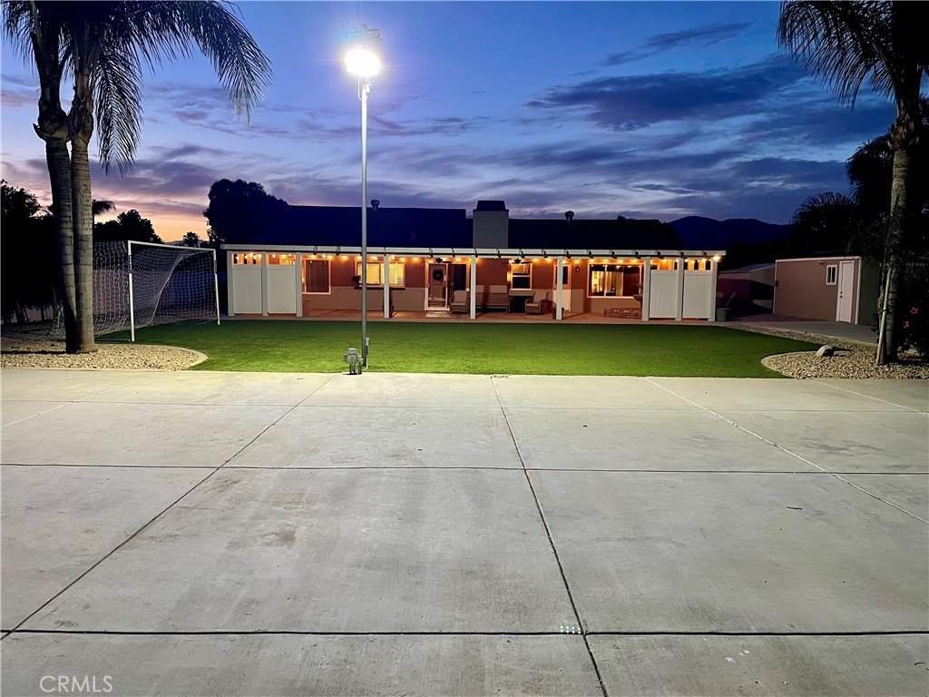 Jurupa Valley, California, 92509, United States, 4 Bedrooms Bedrooms, ,2 BathroomsBathrooms,Residential,For Sale,1873402