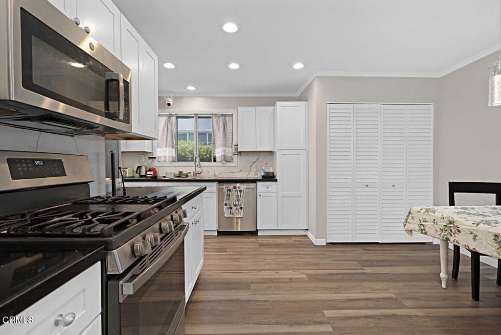 Oxnard, California, 93030, United States, 4 Bedrooms Bedrooms, ,2 BathroomsBathrooms,Residential,For Sale,1918594