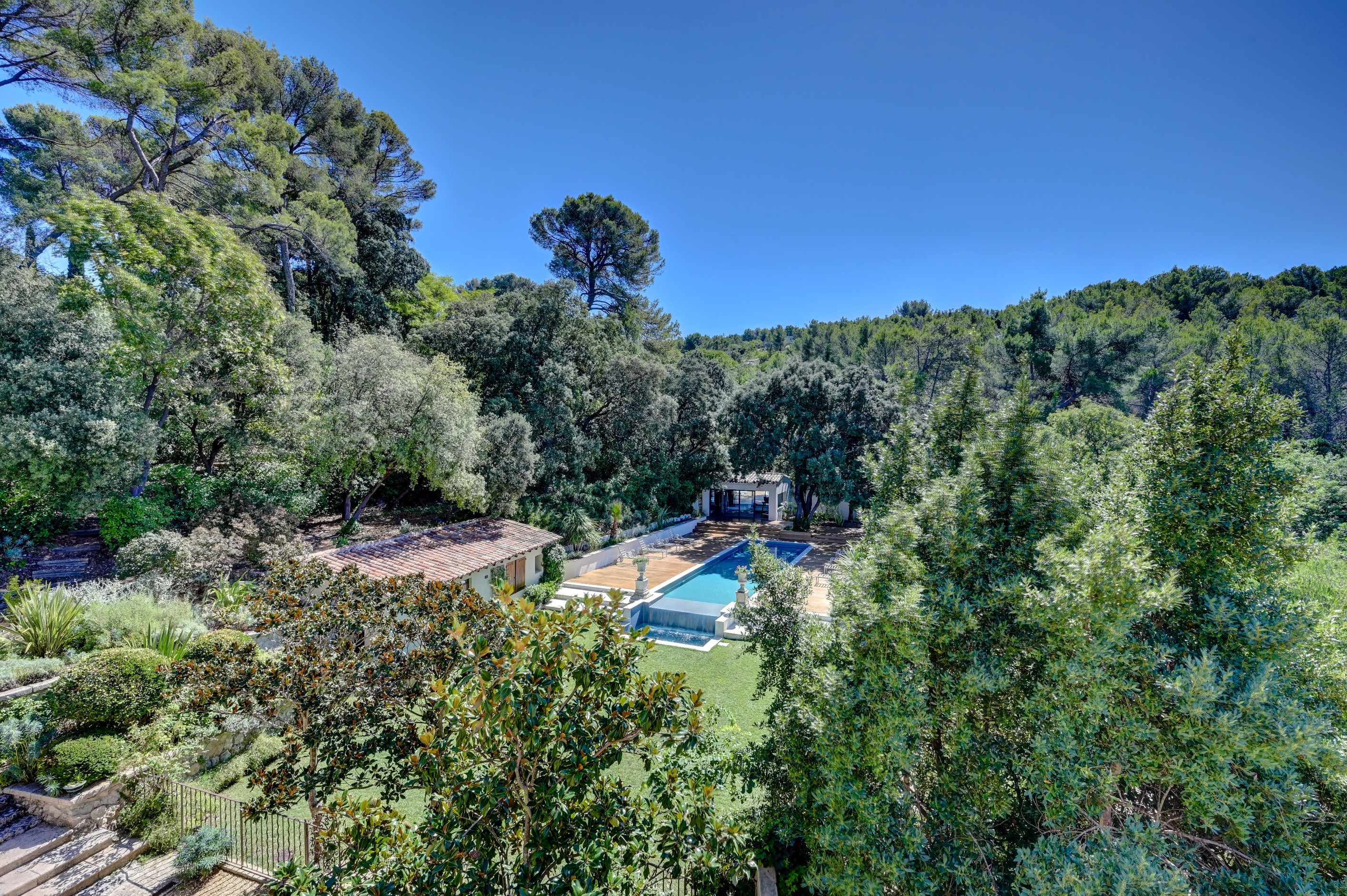  Unique Property in an Exceptional Setting – Luxury and Nature in South Aix-en-P… - 物件實景