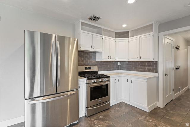 Bountiful, Utah, 84010, United States, 3 Bedrooms Bedrooms, ,3 BathroomsBathrooms,Residential,For Sale,1996735