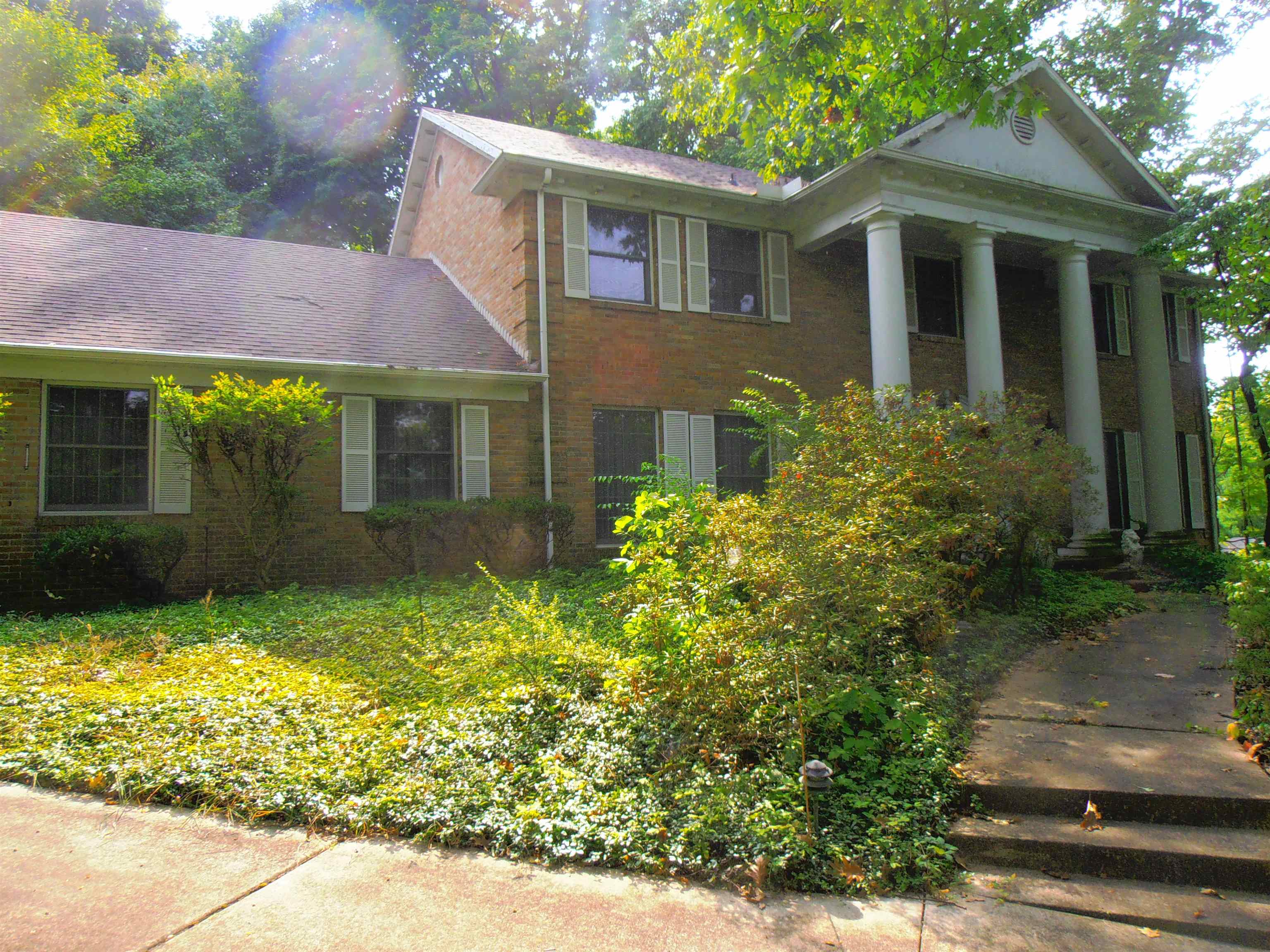 South Bend, Indiana, 46614, United States, 3 Bedrooms Bedrooms, ,5 BathroomsBathrooms,Residential,For Sale,1957575