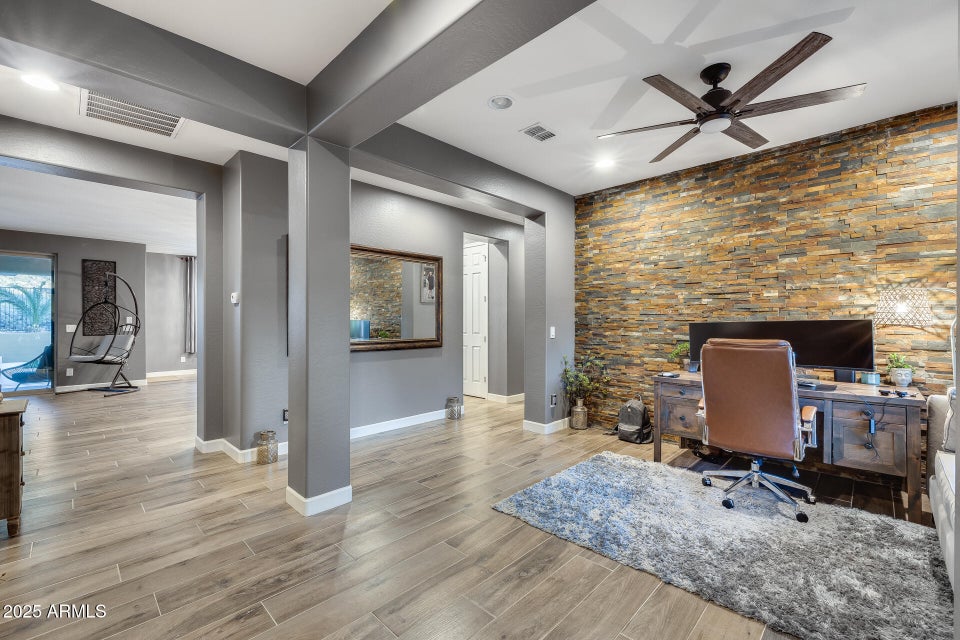 Peoria, Arizona, 85383, United States, 3 Bedrooms Bedrooms, ,Residential,For Sale,1982849