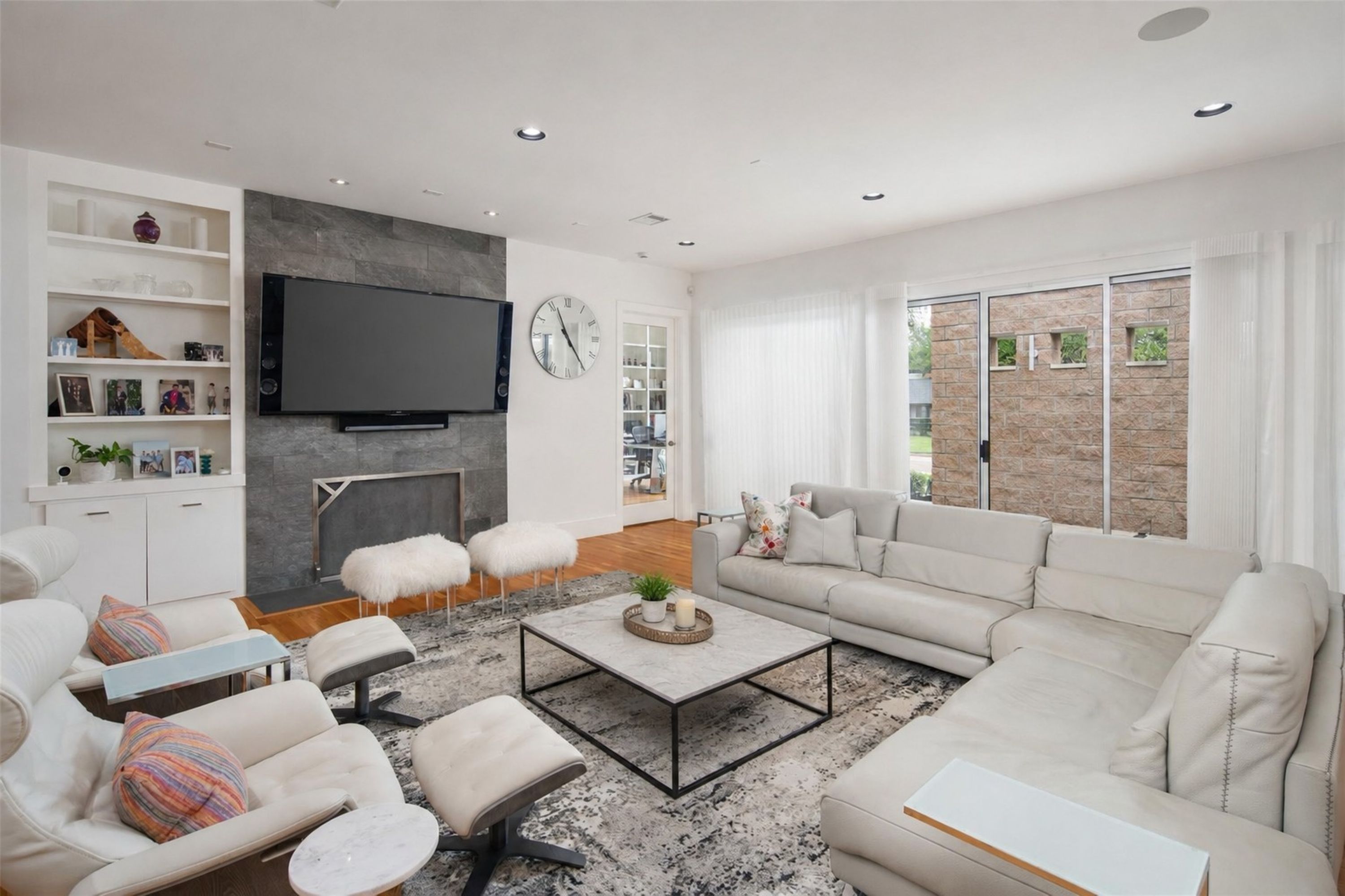  Modern, Distinctive, and Thoughtfully Designed in Melshire Estates - 物件實景