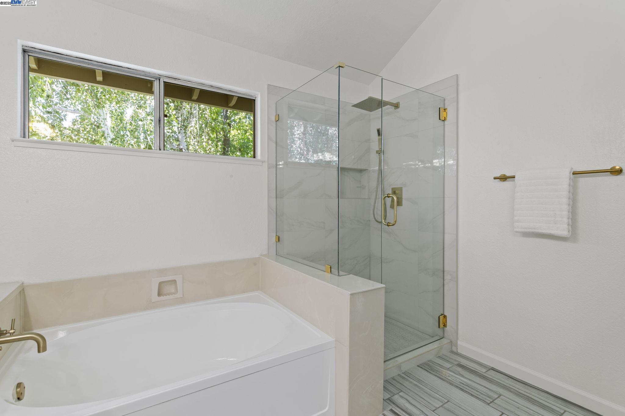 Pleasanton, California, 94566, United States, 4 Bedrooms Bedrooms, ,2 BathroomsBathrooms,Residential,For Sale,1901114