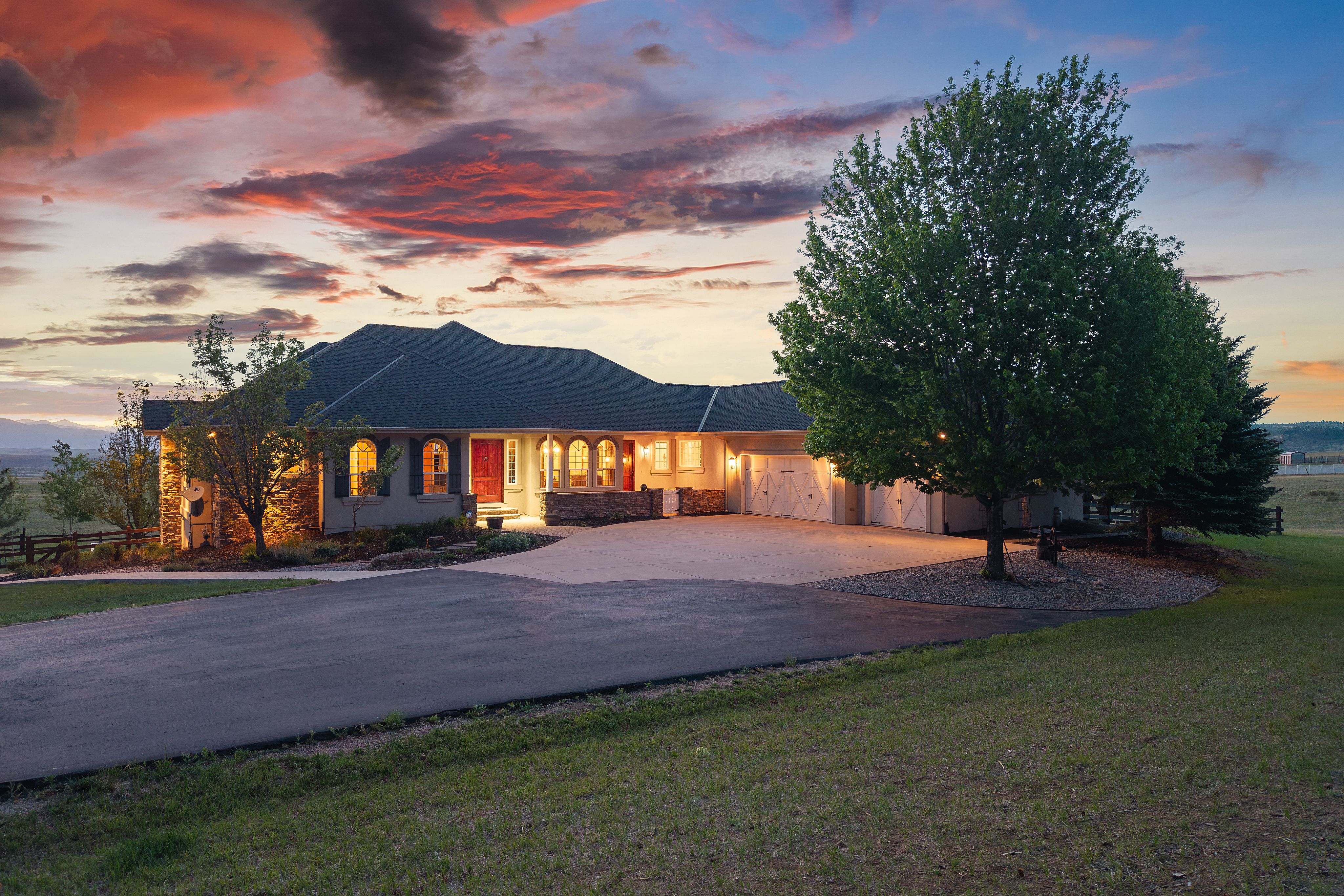  Set on five scenic acres with sweeping Front Range views - 物件實景