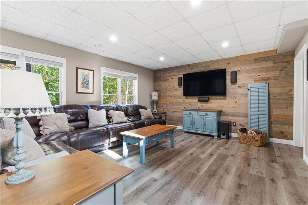 Buford, Georgia, 30518, United States, 5 Bedrooms Bedrooms, ,4 BathroomsBathrooms,Residential,For Sale,1987434