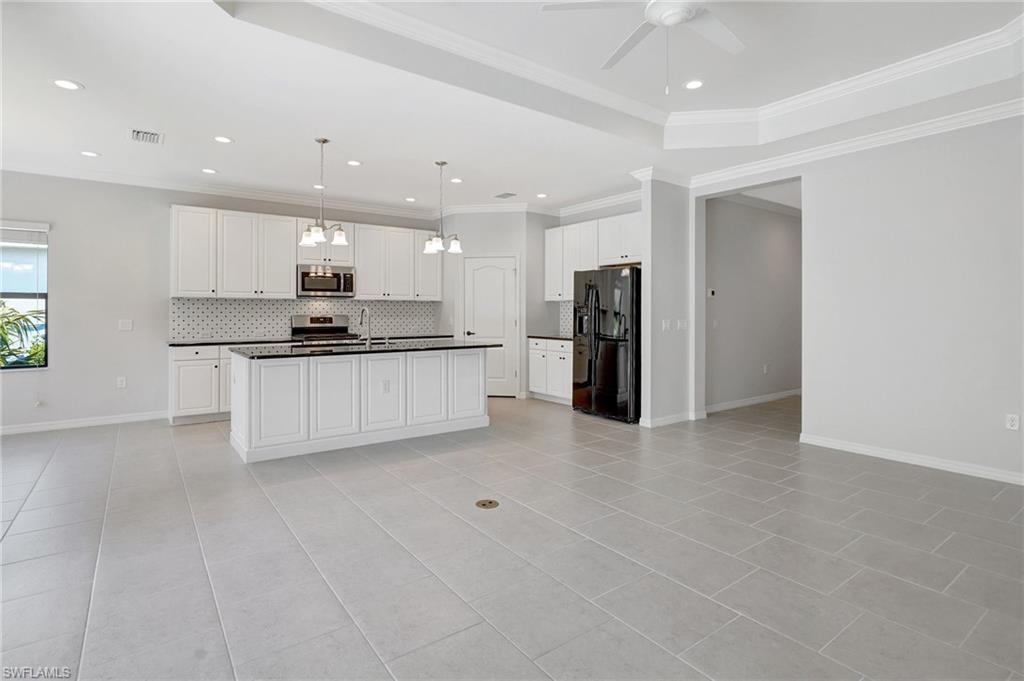 Fort Myers, Florida, 33905, United States, 3 Bedrooms Bedrooms, ,3 BathroomsBathrooms,Residential,For Sale,1762206