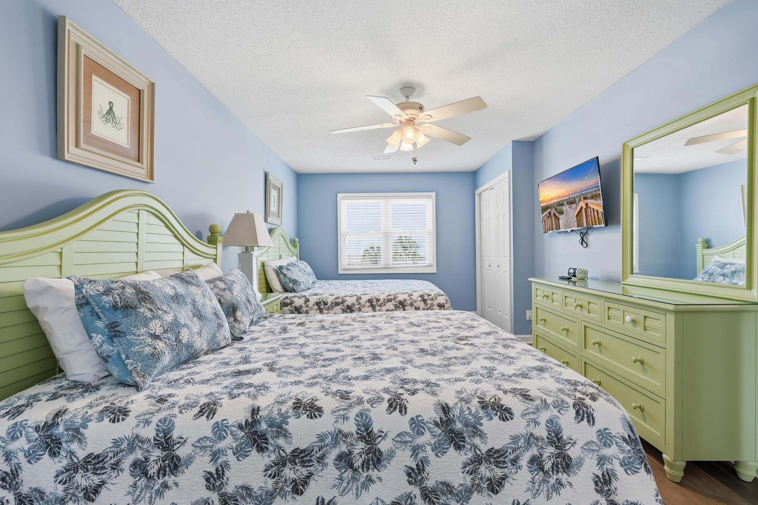 North Myrtle Beach, South Carolina, 29582, United States, 6 Bedrooms Bedrooms, ,4 BathroomsBathrooms,Residential,For Sale,2011670