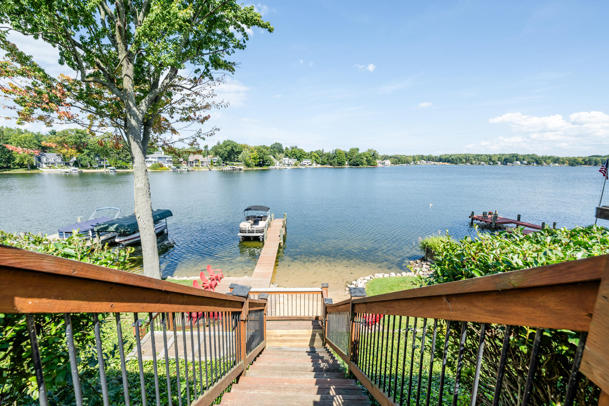Coloma, Michigan, 49038, United States, 4 Bedrooms Bedrooms, ,6 BathroomsBathrooms,Residential,For Sale,1822414