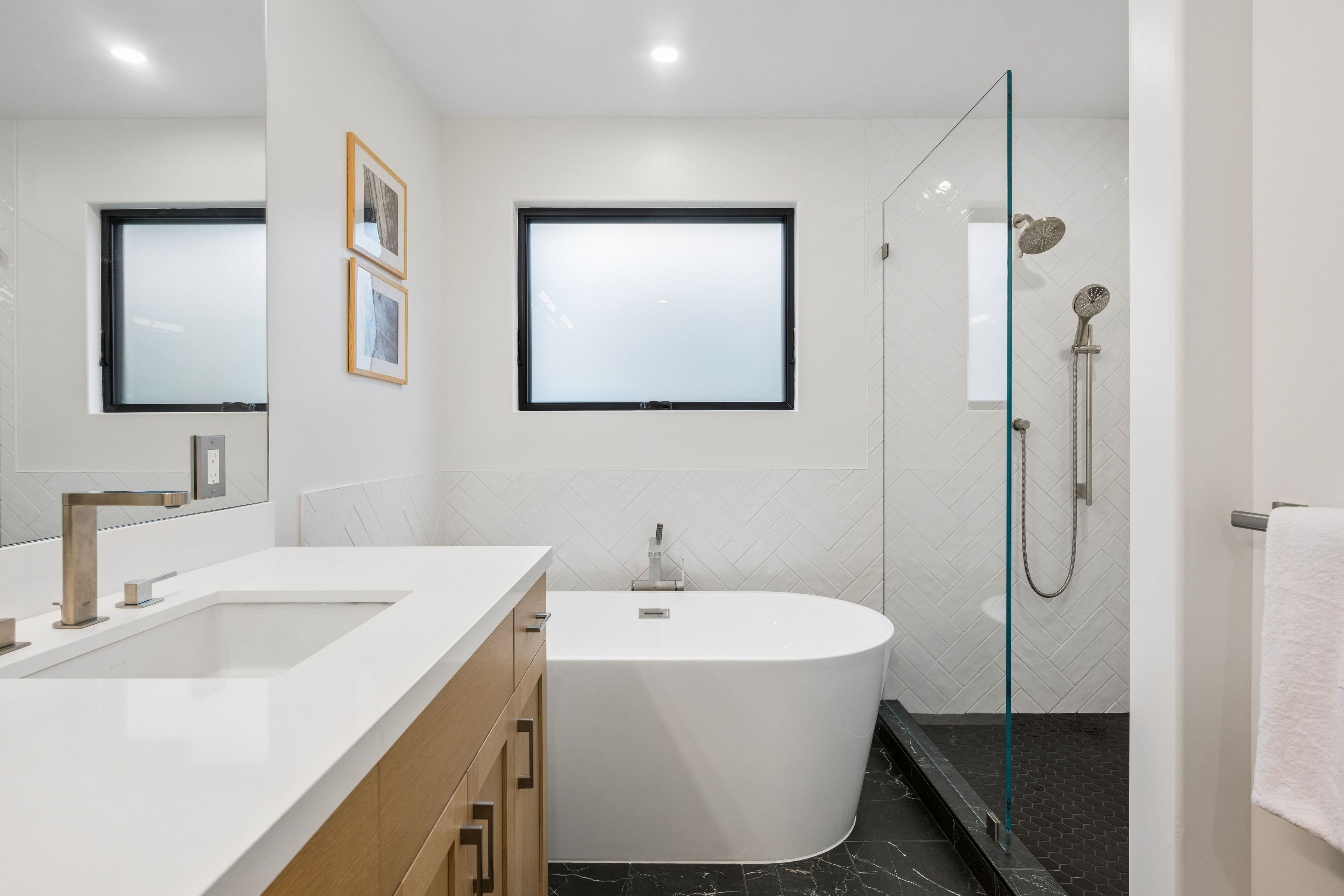  Spectacular Newly Developed Home - 物件實景