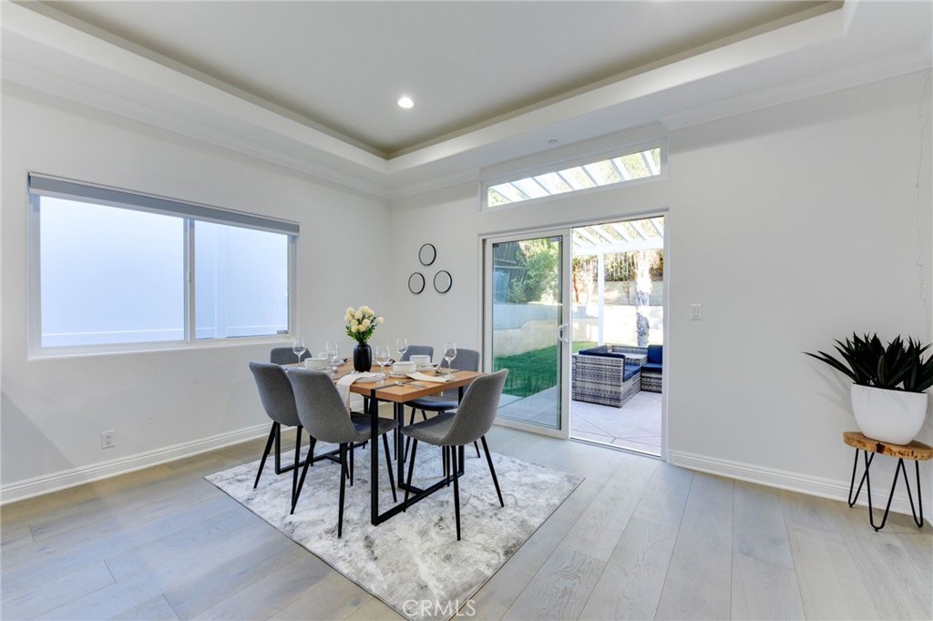 Woodland Hills, California, 91364, United States, 4 Bedrooms Bedrooms, ,3 BathroomsBathrooms,Residential,For Sale,1982021