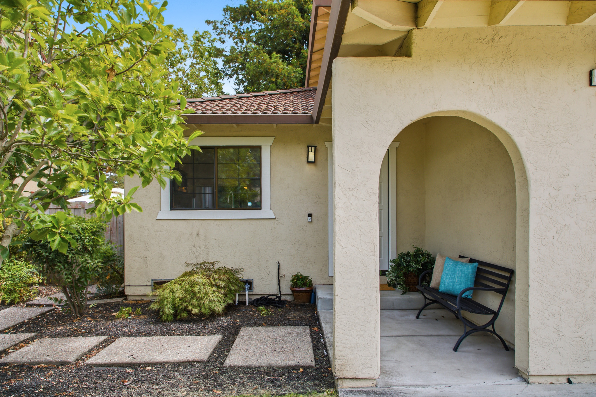  Comfortable Single Family Townhome in Wonderful Neighborhood - 物件實景