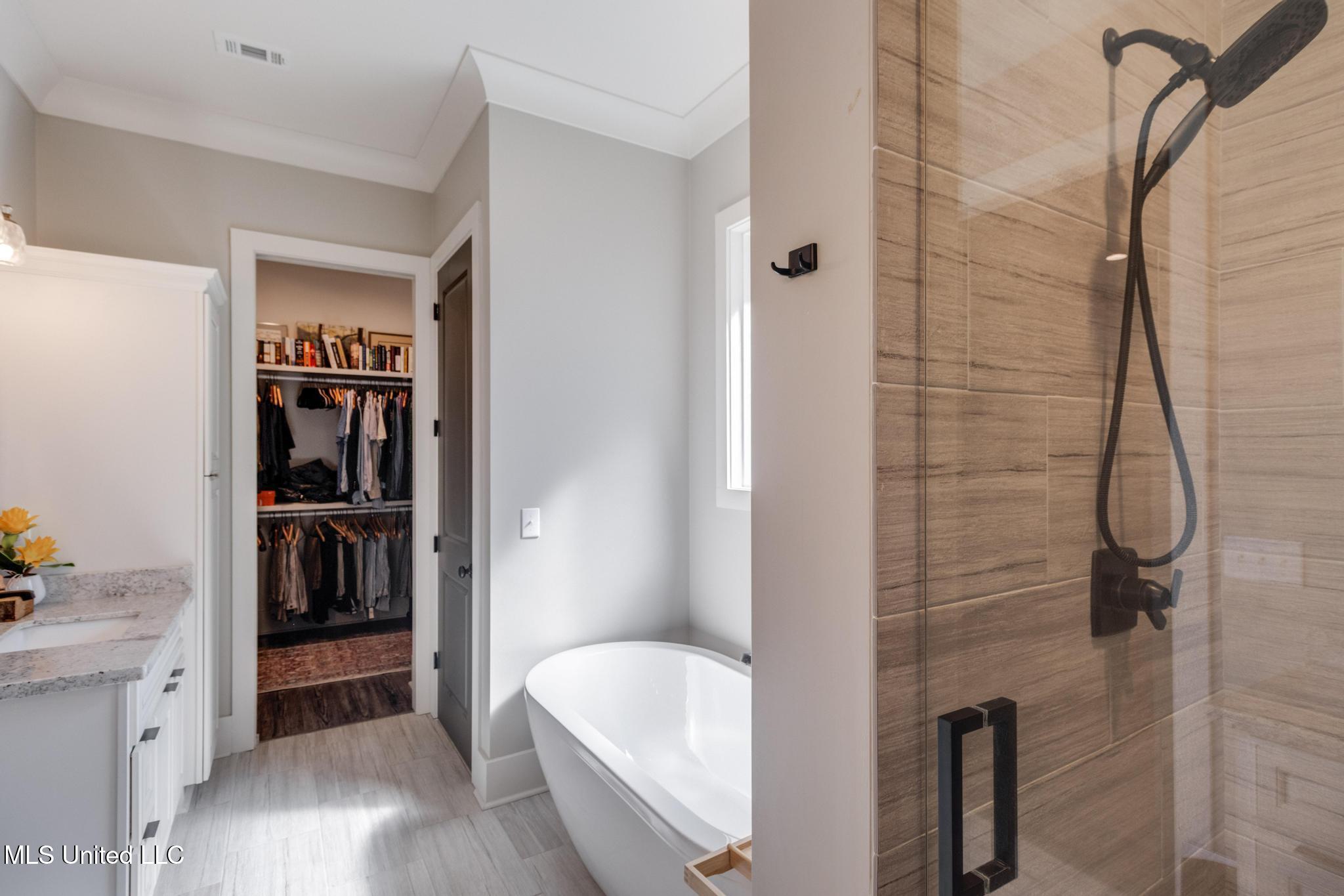 Long Beach, Mississippi, 39560, United States, 3 Bedrooms Bedrooms, ,2 BathroomsBathrooms,Residential,For Sale,1968810