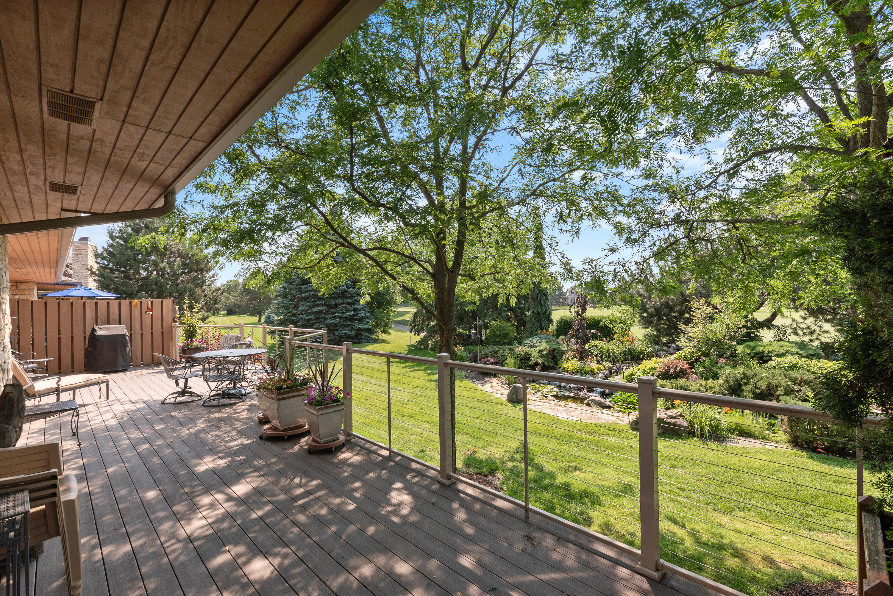 Hartland, Wisconsin, 53029, United States, 4 Bedrooms Bedrooms, ,5 BathroomsBathrooms,Residential,For Sale,1907697