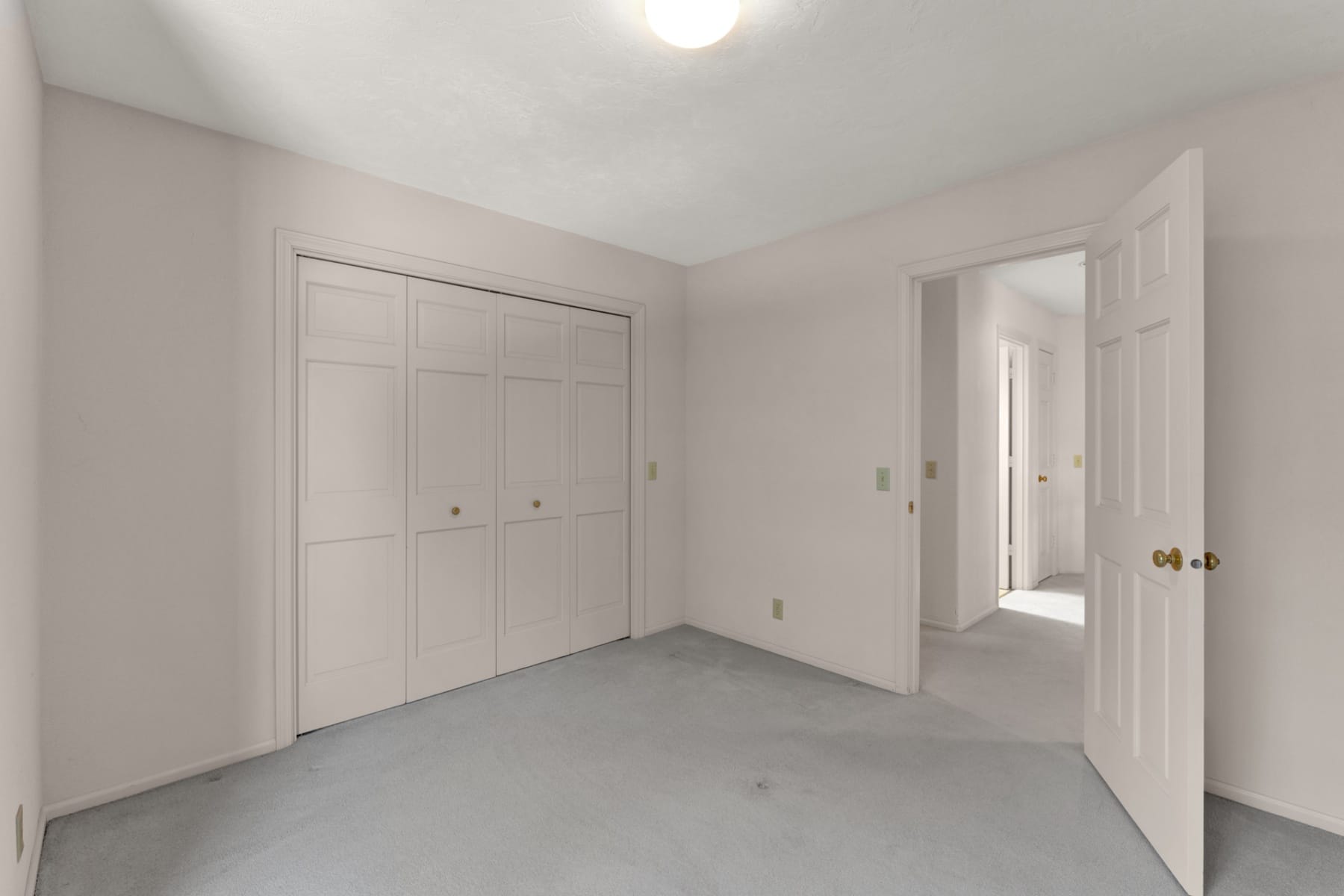 2574 W 28TH AVE Eugene, OR 97405 - 物件實景