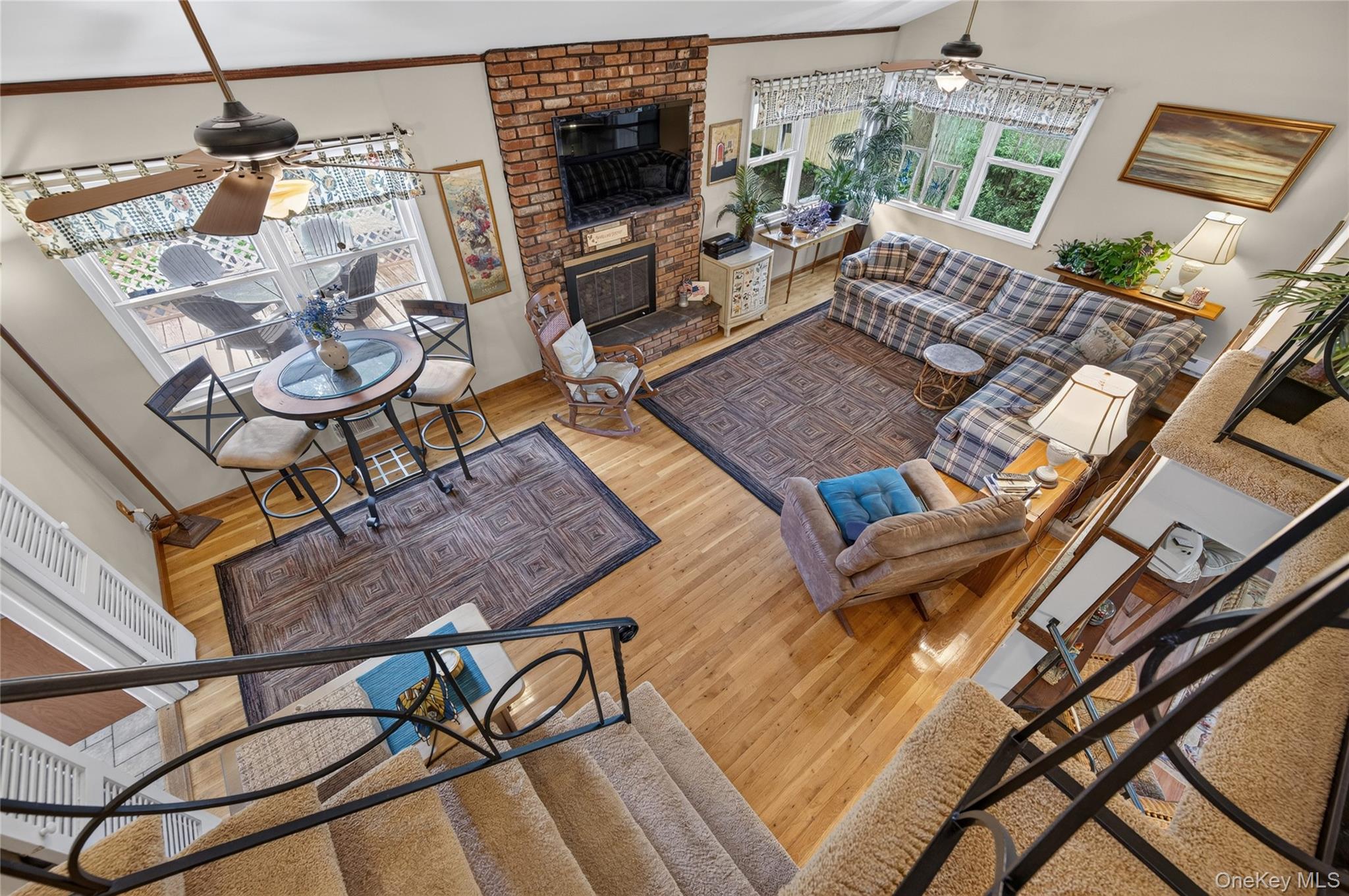  190 Oakwood Road, Huntington Station, NY, 11746 - 物件實景