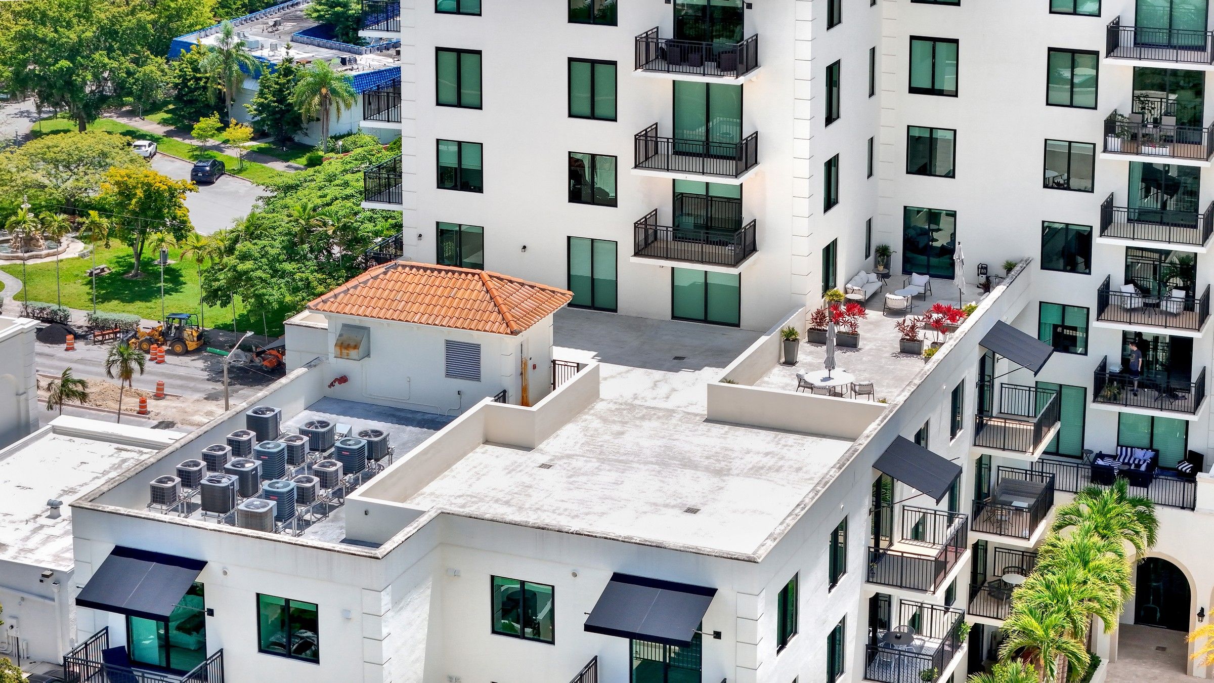  1300 Ponce De Leon Blvd, Coral Gables, FL, 33134 - 物件實景