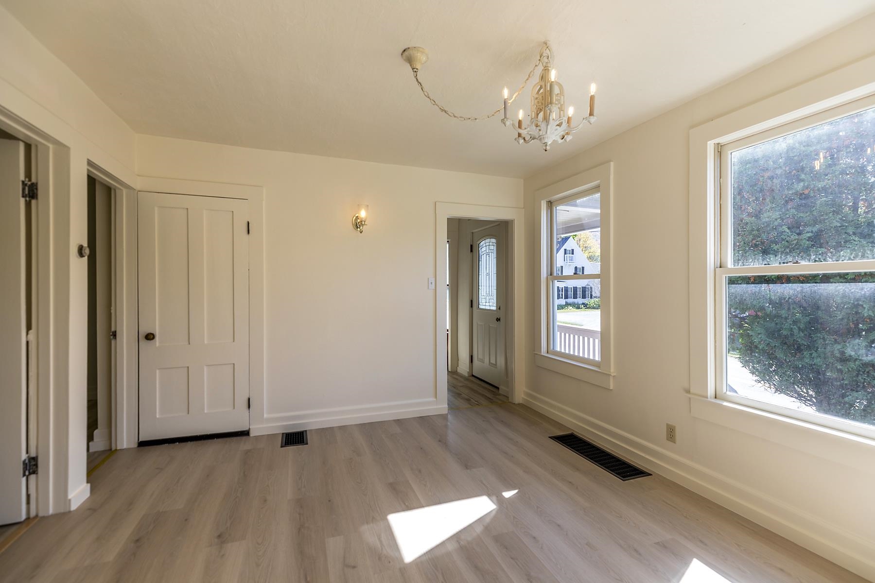  5798 West Woodstock Road - 物件實景