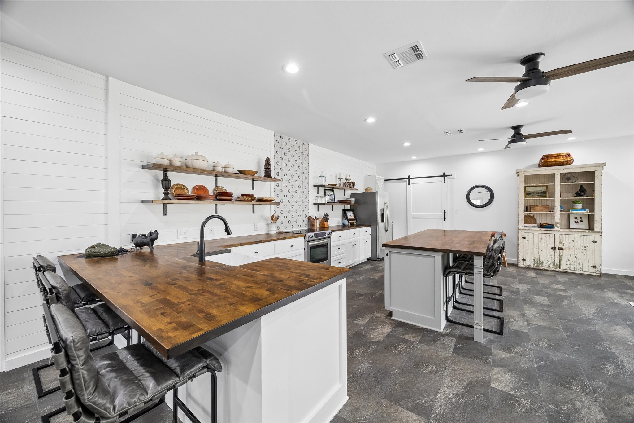  90 Twinstone Circle - 物件實景