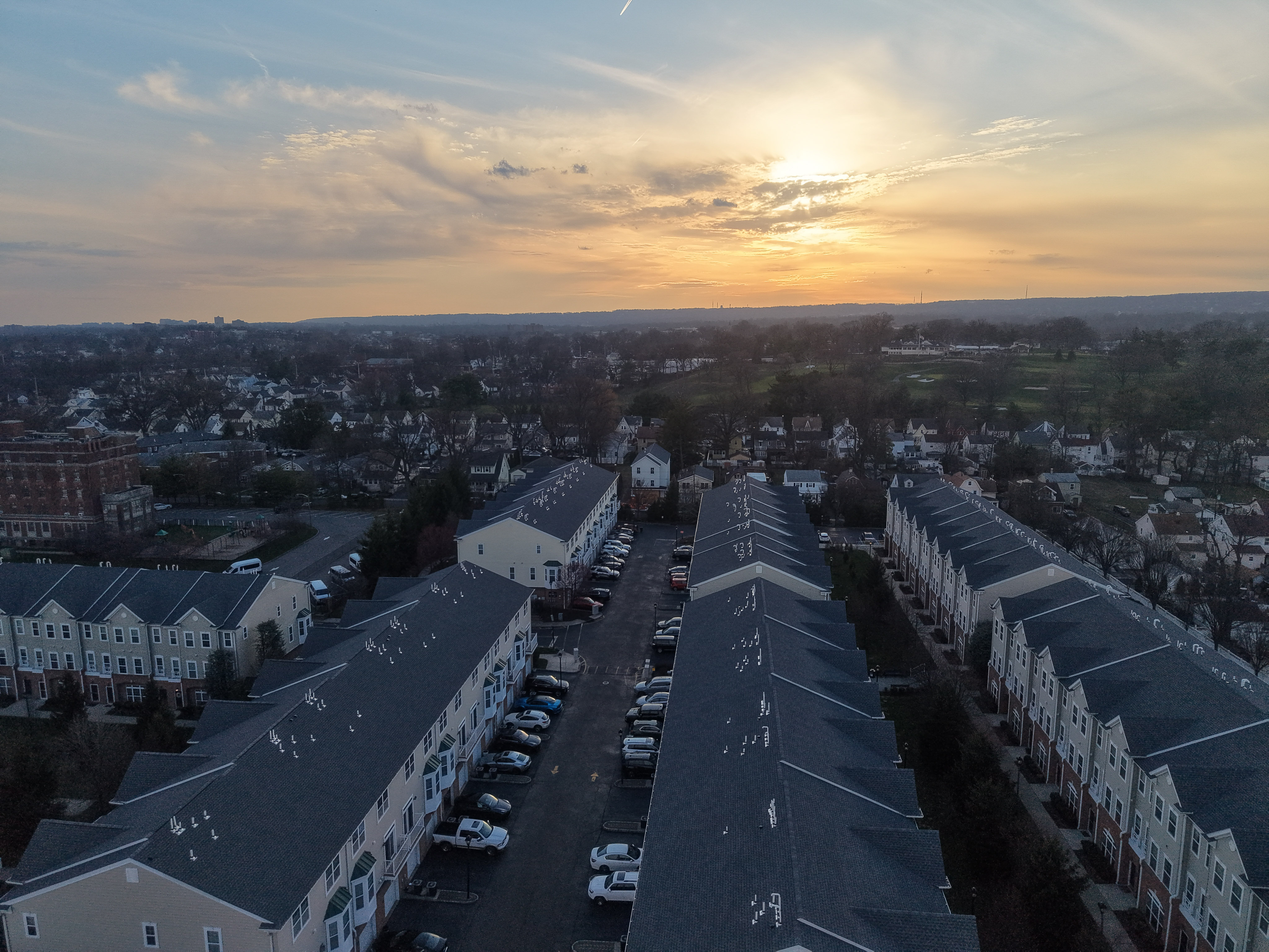  906 Memorial Drive, Belleville, NJ, 07109 - 物件實景