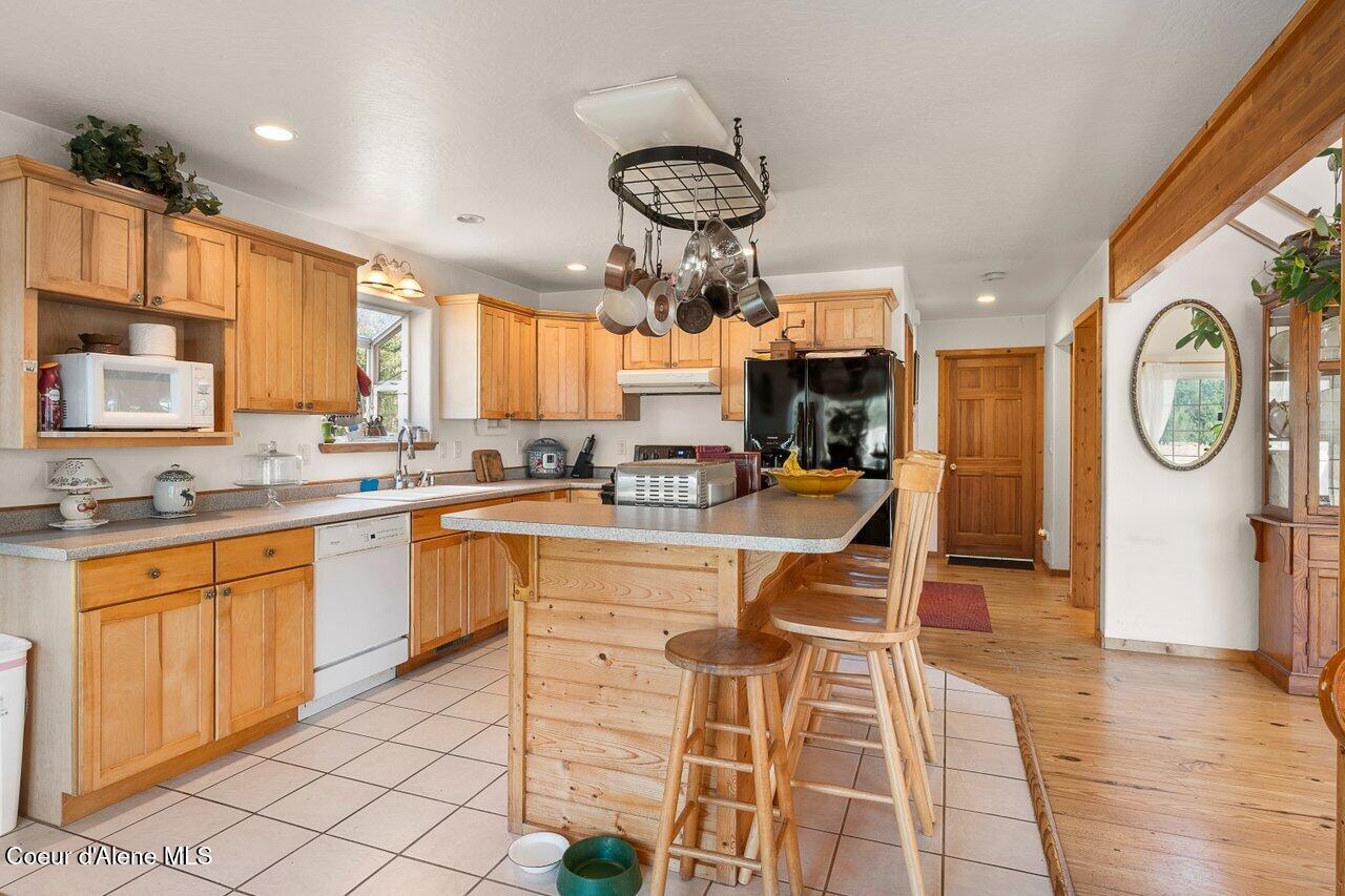 Athol, Idaho, 83801, United States, 4 Bedrooms Bedrooms, ,2 BathroomsBathrooms,Residential,For Sale,2033526