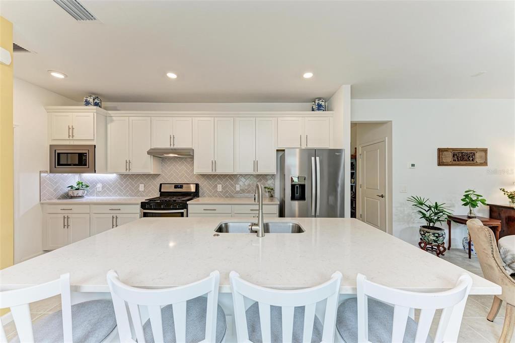 Nokomis, Florida, 34275, United States, 2 Bedrooms Bedrooms, ,2 BathroomsBathrooms,Residential,For Sale,1688604