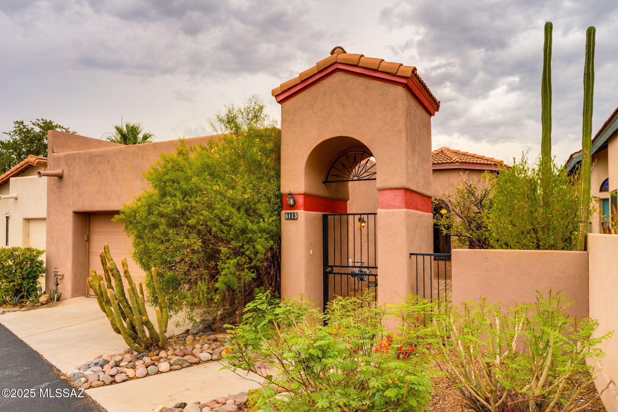 Tucson, Arizona, 85718, United States, 3 Bedrooms Bedrooms, ,2 BathroomsBathrooms,Residential,For Sale,1891107