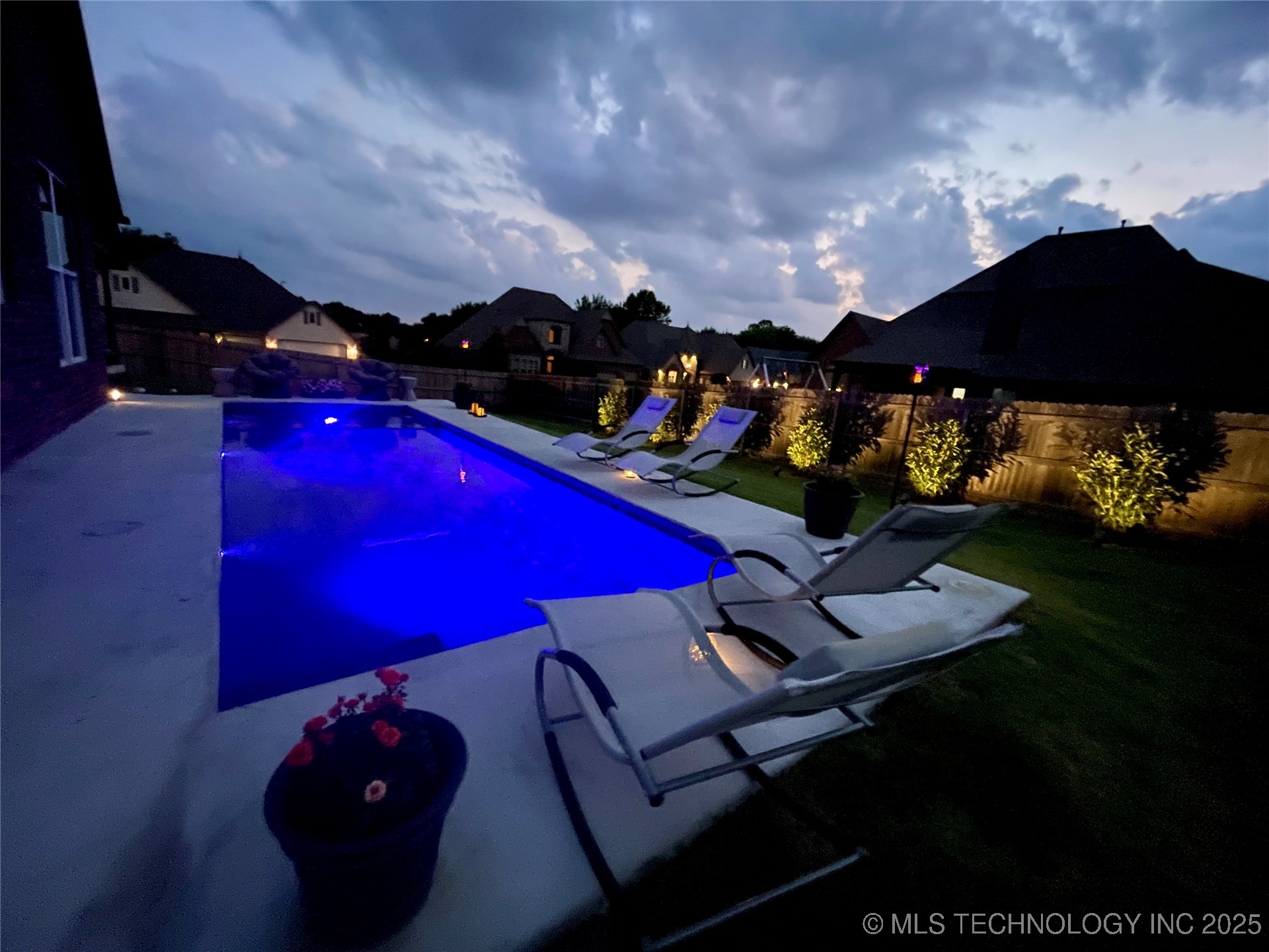 Broken Arrow, Oklahoma, 74014, United States, 3 Bedrooms Bedrooms, ,4 BathroomsBathrooms,Residential,For Sale,1997377