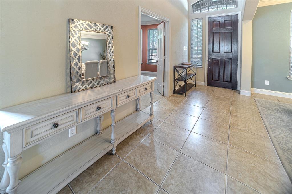 Grand Prairie, Texas, 75054, United States, 4 Bedrooms Bedrooms, ,3 BathroomsBathrooms,Residential,For Sale,1990183