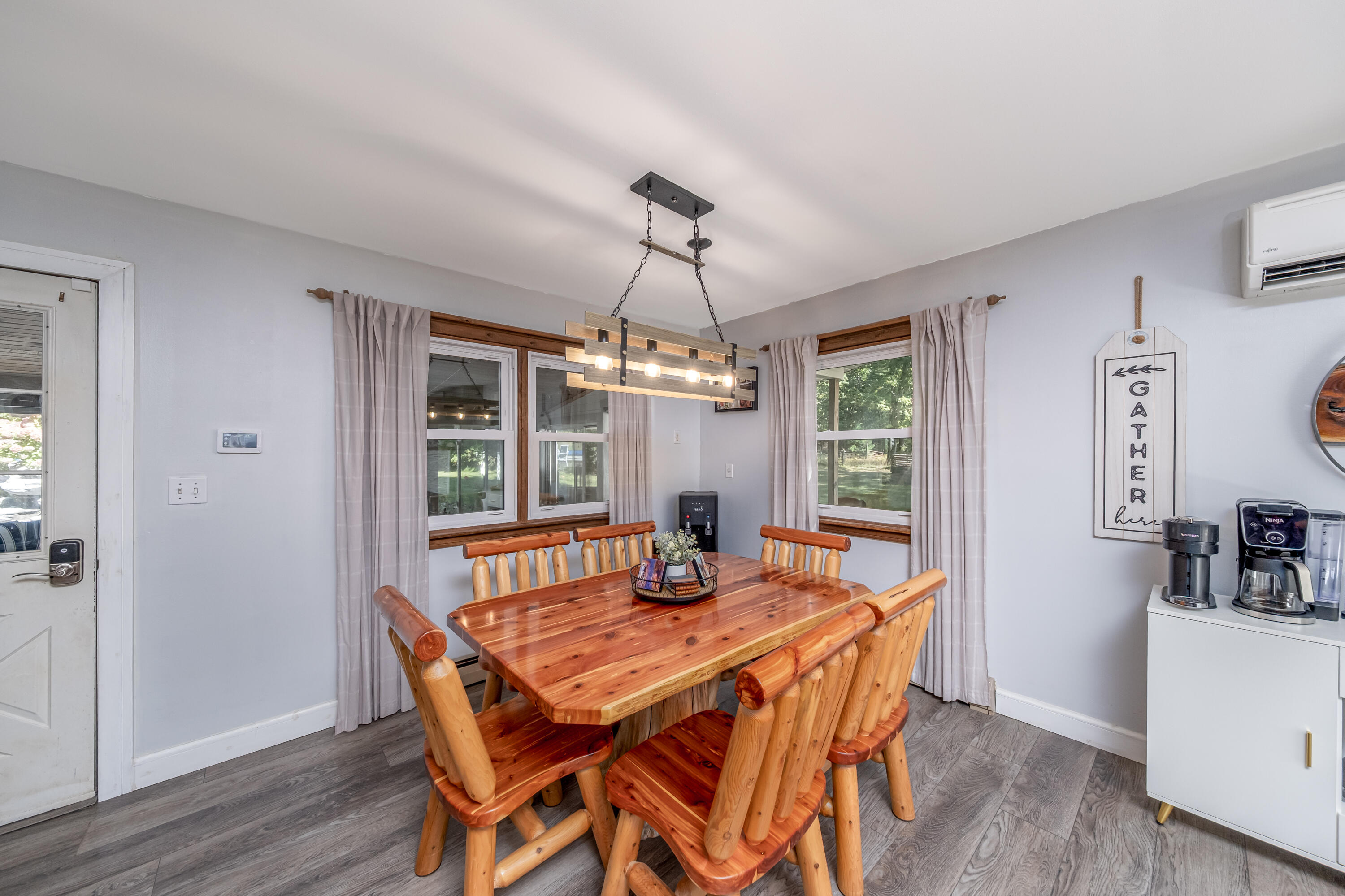 Big Rapids, Michigan, 49307, United States, 3 Bedrooms Bedrooms, ,2 BathroomsBathrooms,Residential,For Sale,1951282