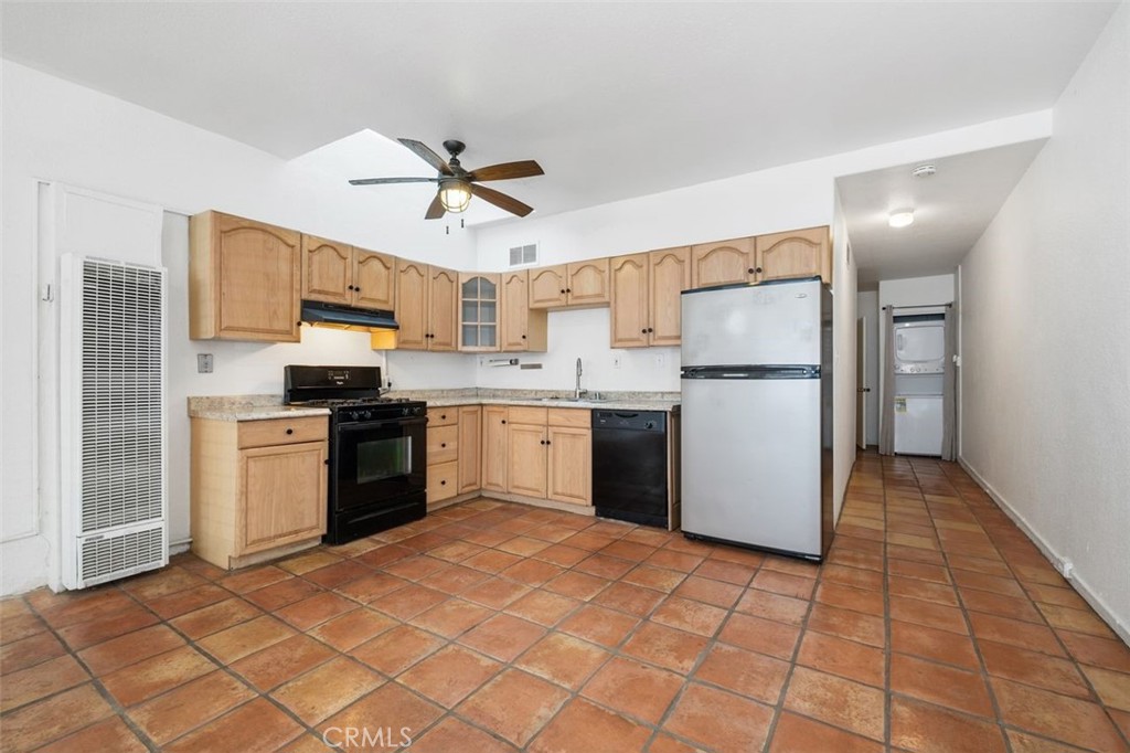 Newport Beach, California, 92663, United States, ,Residential,For Sale,1987612