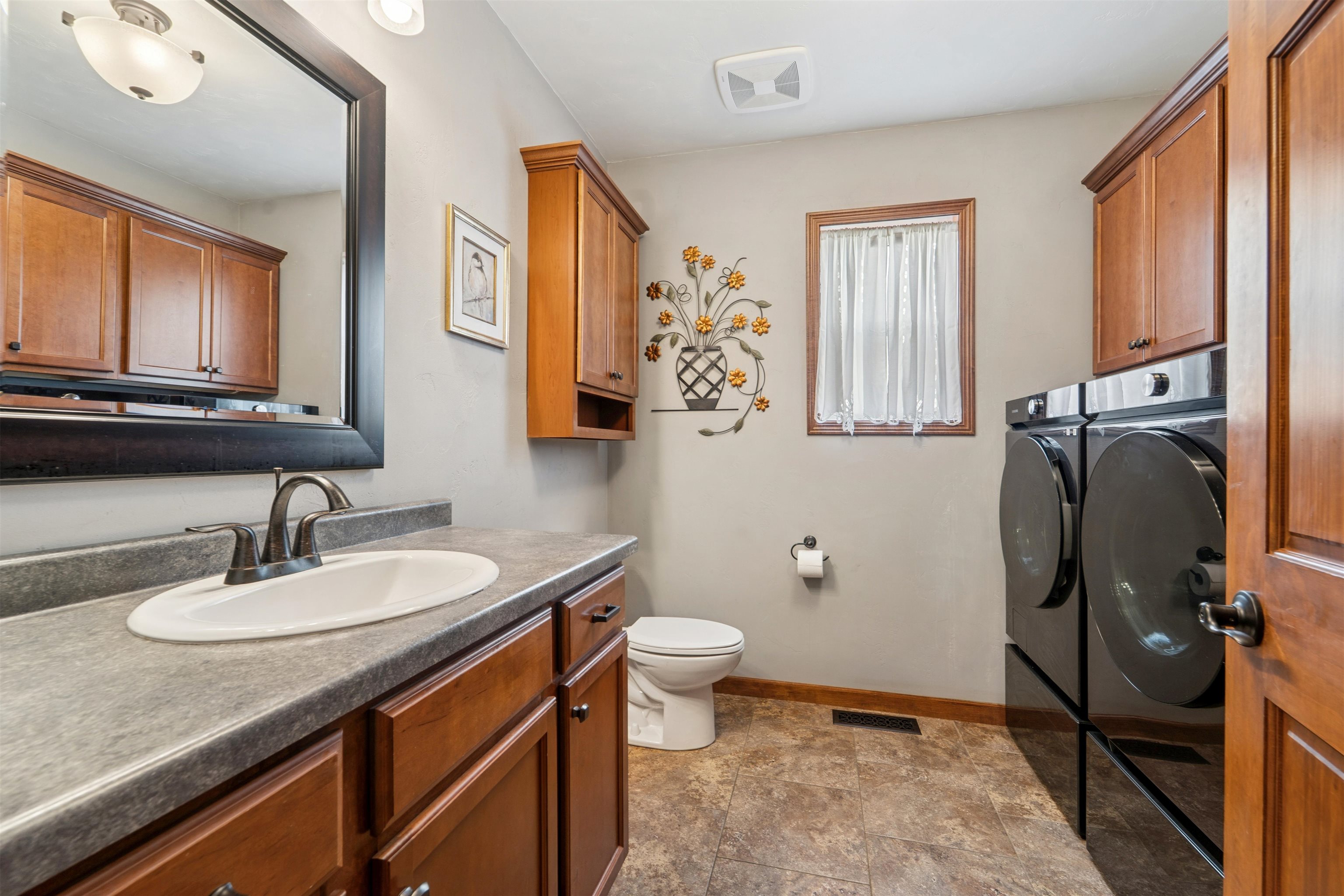 SHIOCTON, Wisconsin, 54170, United States, 4 Bedrooms Bedrooms, ,3 BathroomsBathrooms,Residential,For Sale,1912677