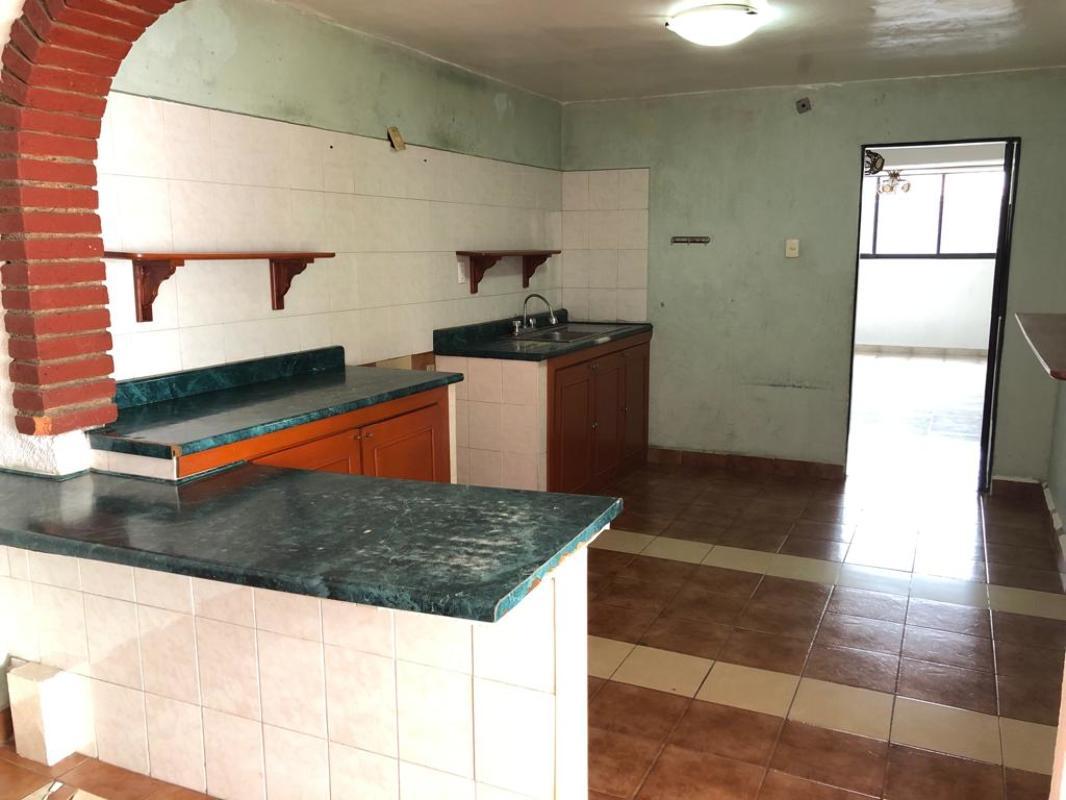 Obreros de Cananea, Toluca, Estado de México, 50010, Mexico, 4 Bedrooms Bedrooms, ,2 BathroomsBathrooms,Residential,For Sale,Obreros de Cananea,1622856
