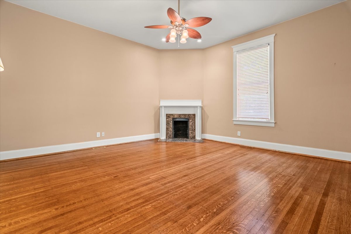Hartsville, South Carolina, 29550, United States, 4 Bedrooms Bedrooms, ,4 BathroomsBathrooms,Residential,For Sale,1820221